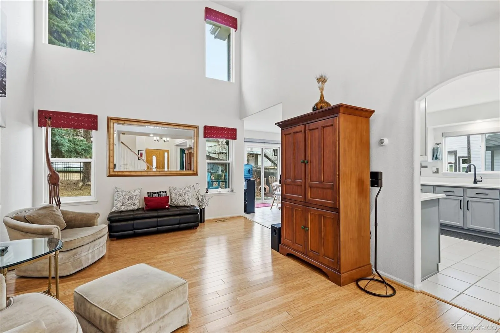 04152026192005 1600 8