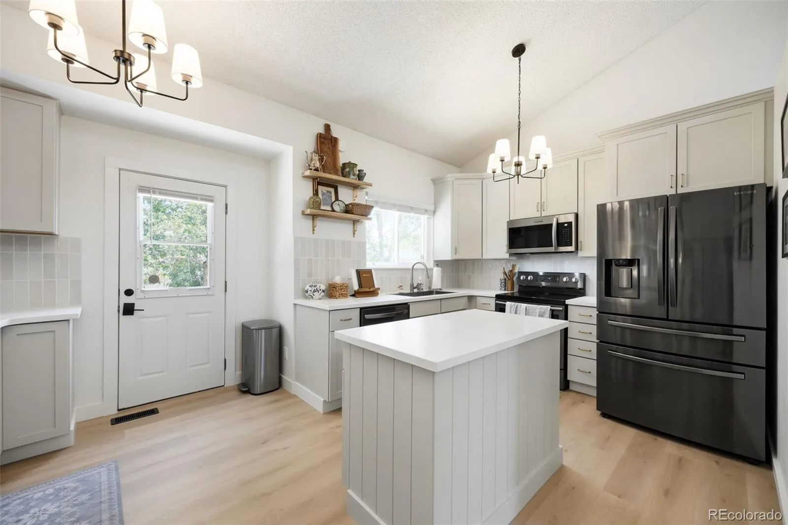 5774 S Jebel Way Centennial CO 80015 | MLS #REC7035585 07312026024713 1600 6