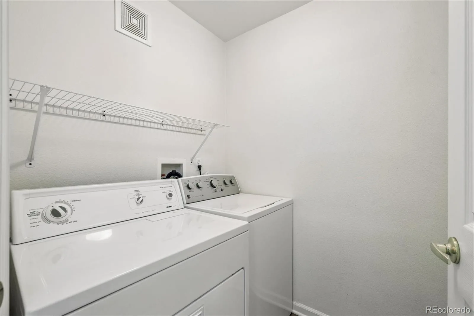 18151 E Flora Place #C Aurora CO 80013 | MLS #REC7036484 09232026185837 1600 10