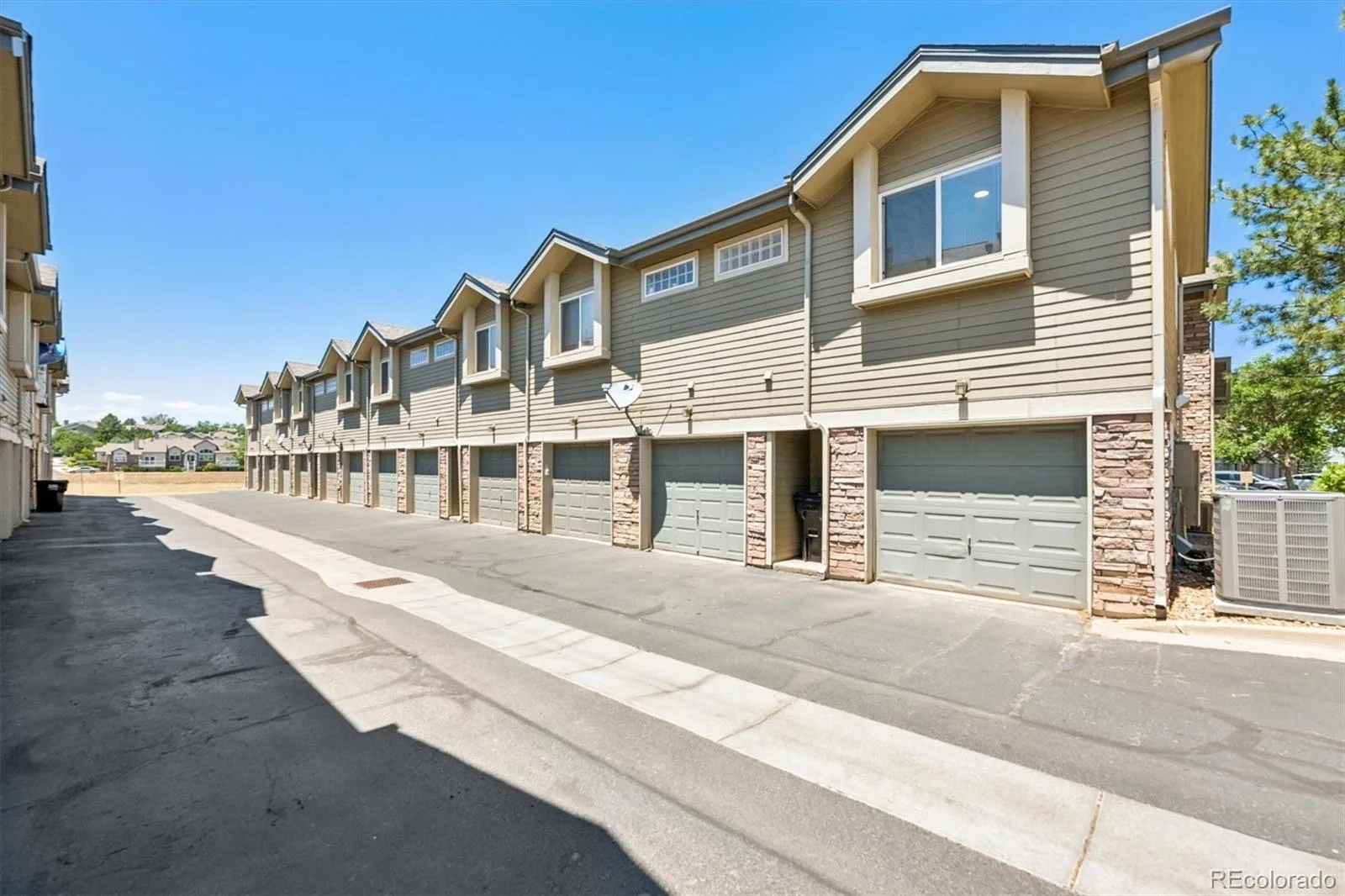 18151 E Flora Place #C Aurora CO 80013 | MLS #REC7036484 09232026185837 1600 18