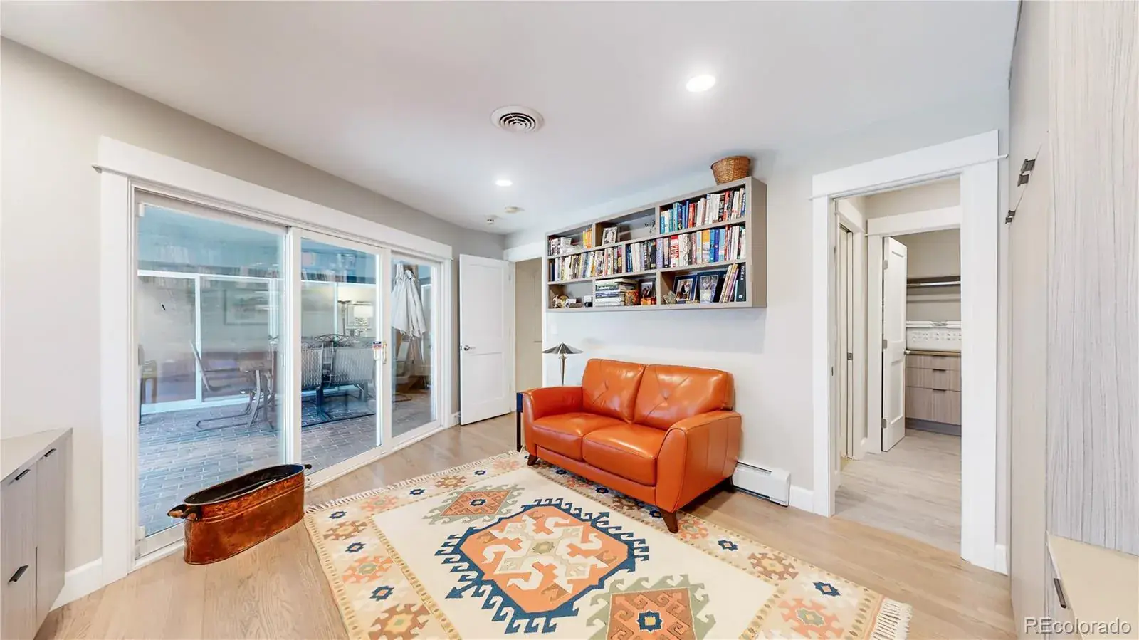 03052026155952 1600 16