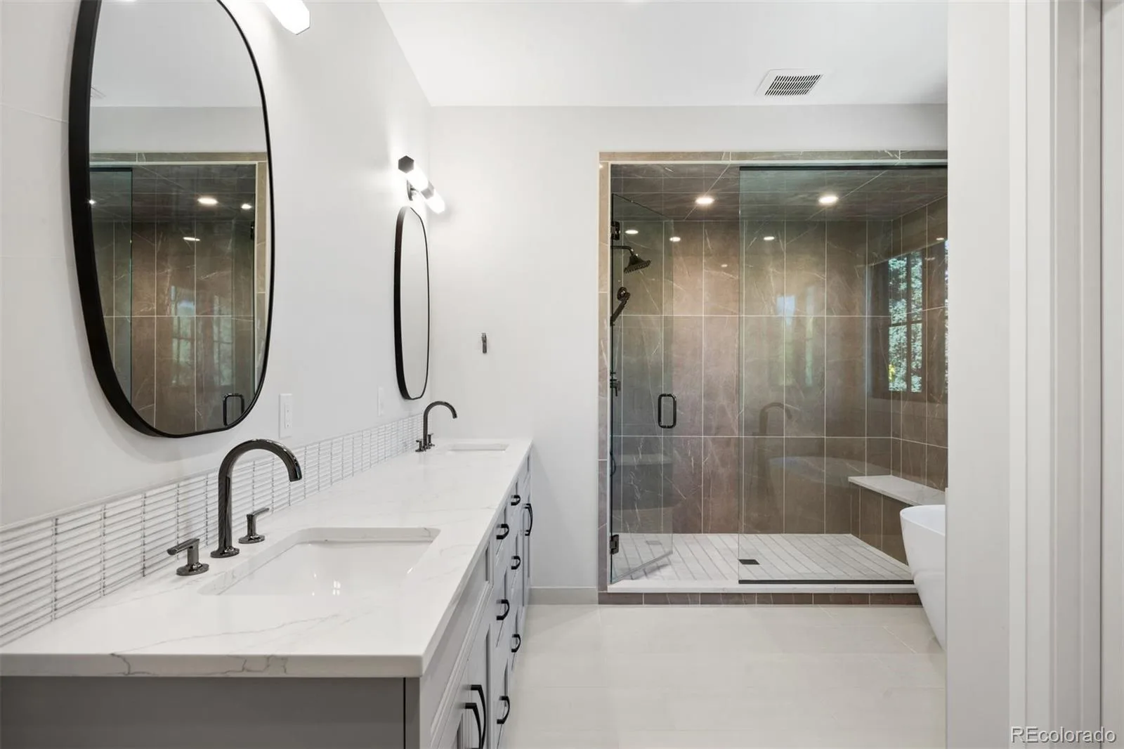 1295 S Garfield Street Denver CO 80210 | MLS #REC7039945 10122026222737 1600 15