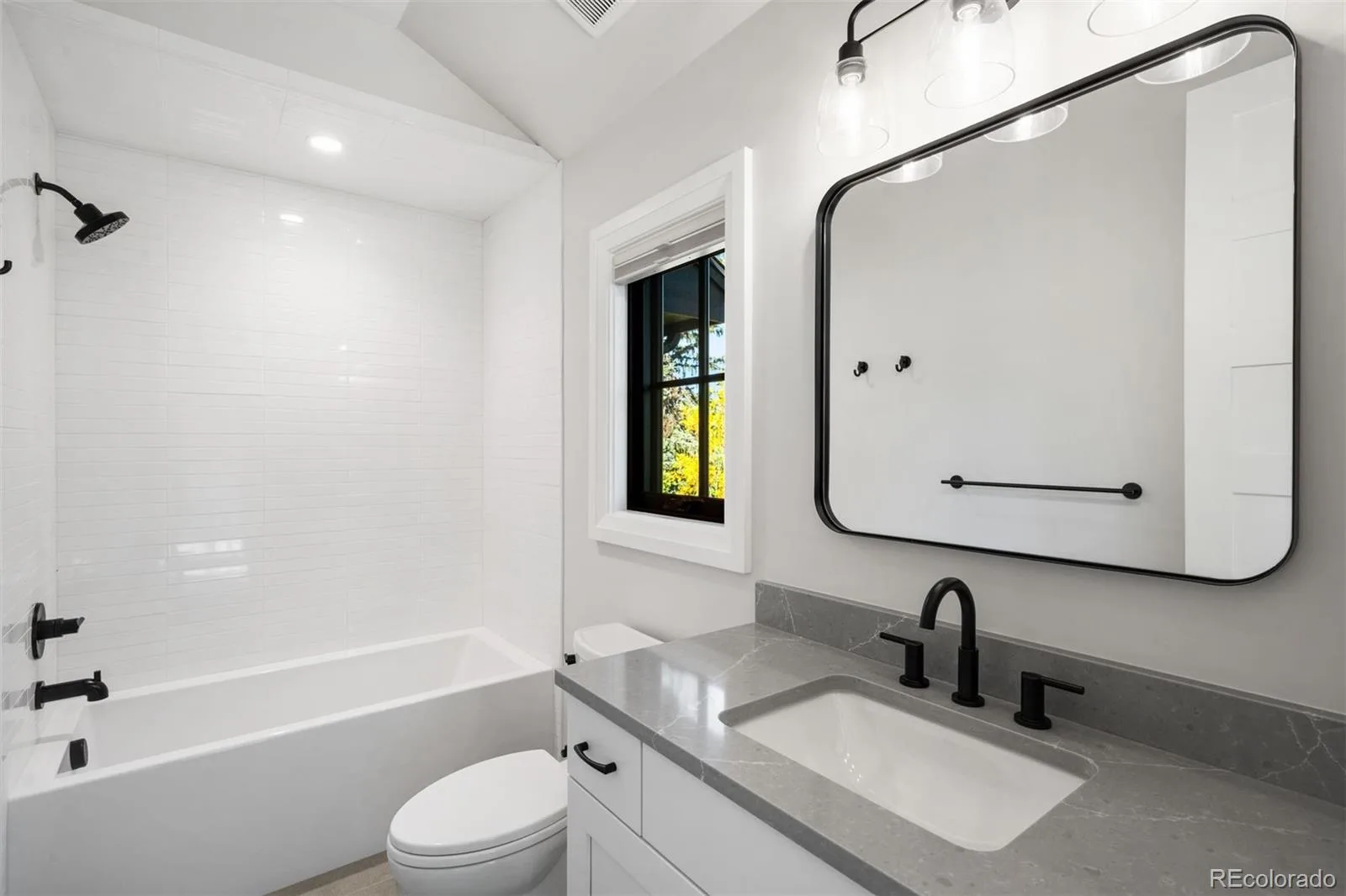1295 S Garfield Street Denver CO 80210 | MLS #REC7039945 10122026222737 1600 19