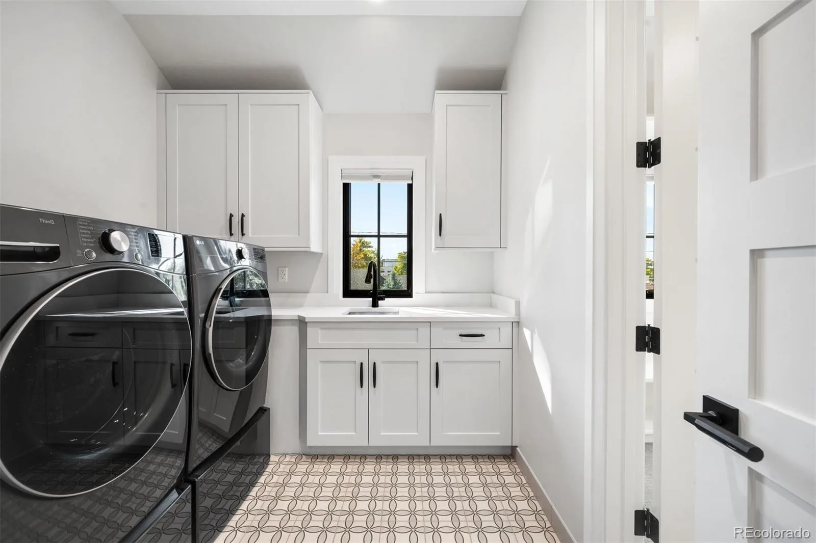 1295 S Garfield Street Denver CO 80210 | MLS #REC7039945 10122026222737 1600 22