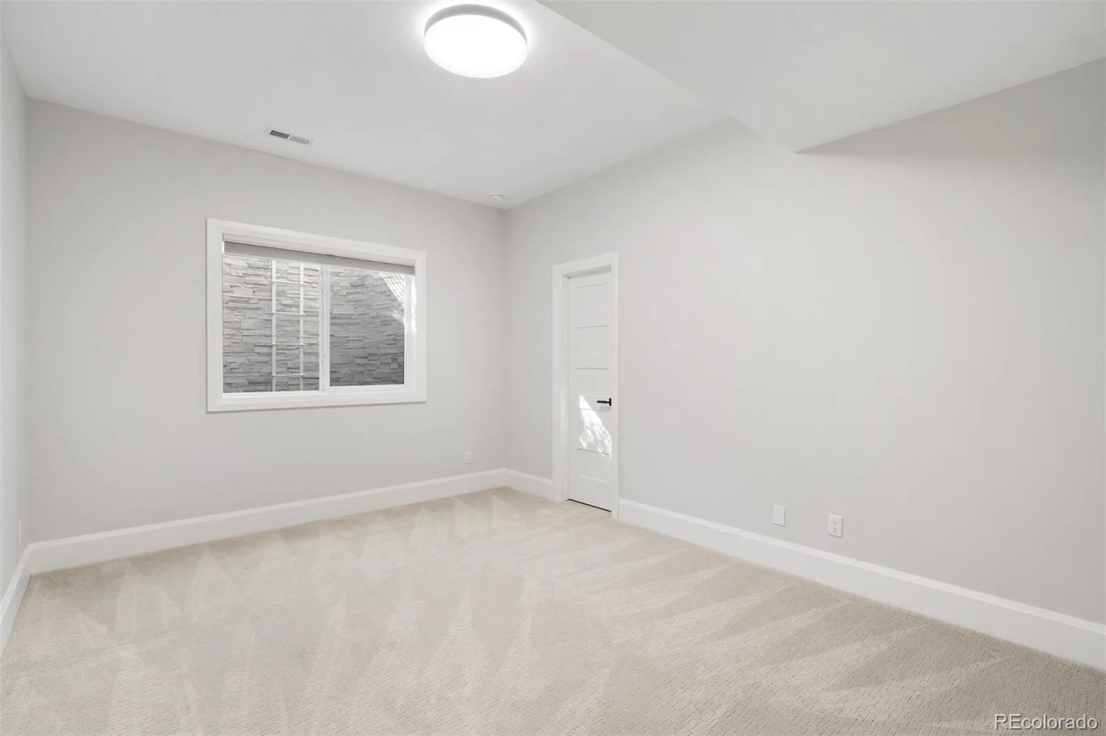 1295 S Garfield Street Denver CO 80210 | MLS #REC7039945 10122026222737 1600 26