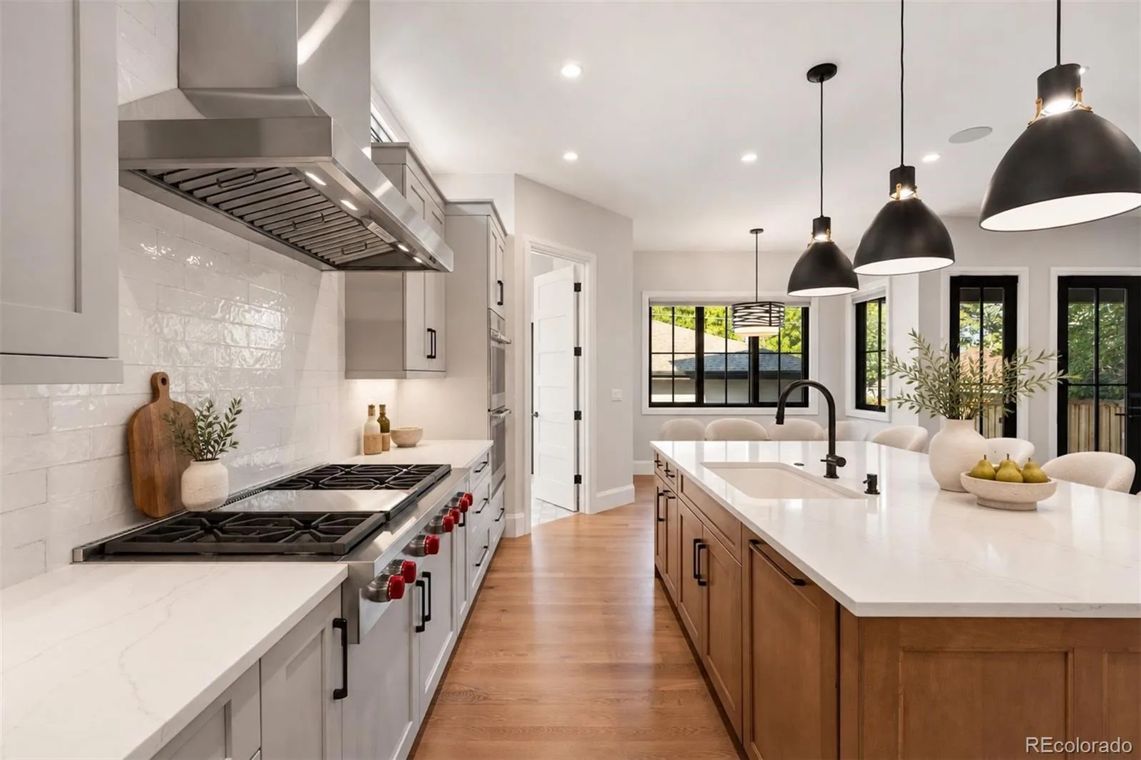 1295 S Garfield Street Denver CO 80210 | MLS #REC7039945 10122026222737 1600 3