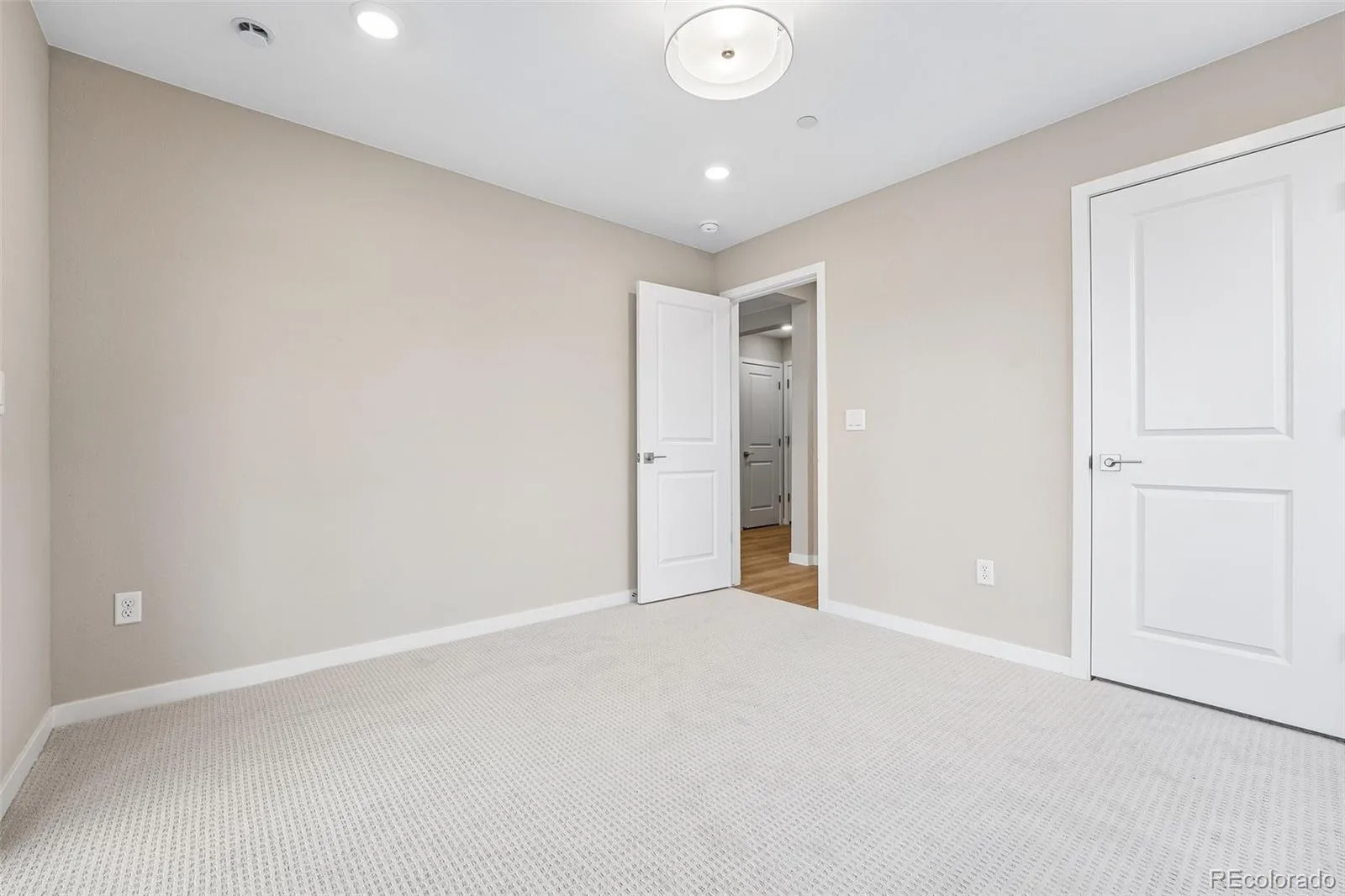 8648 King Street Westminster CO 80031 MLS #REC7040433 07092026193035 1600 19