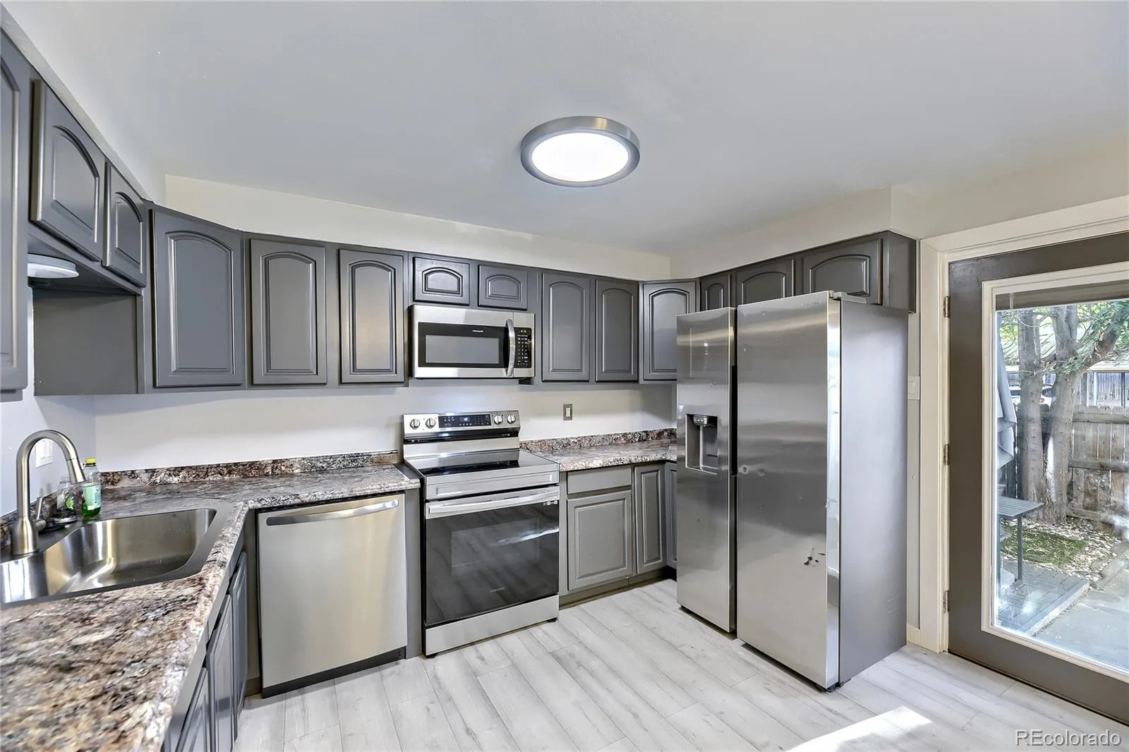 14076 E Utah Circle Aurora CO 80012 | MLS #REC7040549 09242026183636 1600 2