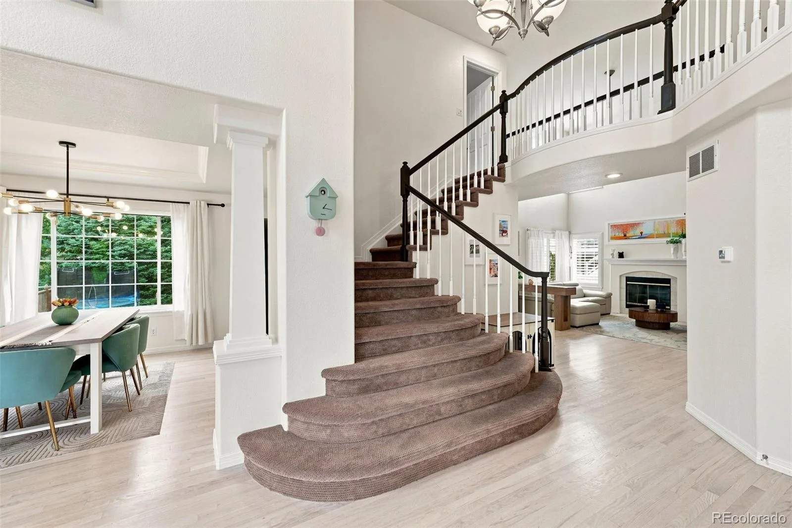 10670 Singleleaf Court Parker CO 80134 | MLS #REC7041464 08132026153702 1600 19