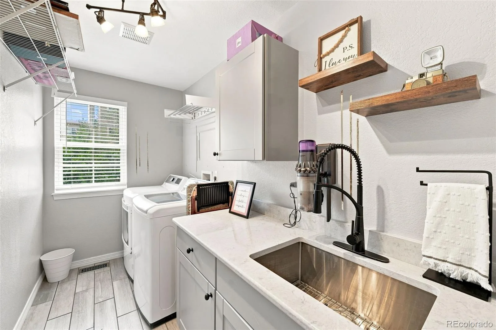 10670 Singleleaf Court Parker CO 80134 | MLS #REC7041464 08132026153702 1600 21