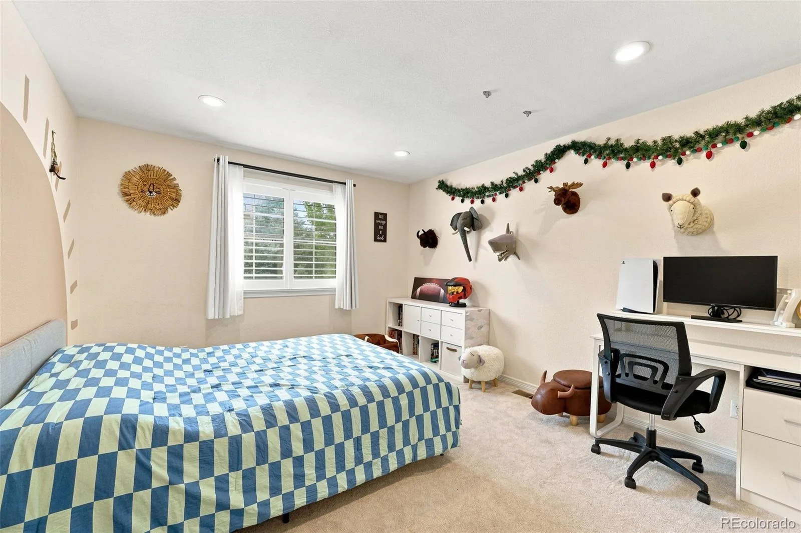 10670 Singleleaf Court Parker CO 80134 | MLS #REC7041464 08132026153702 1600 29