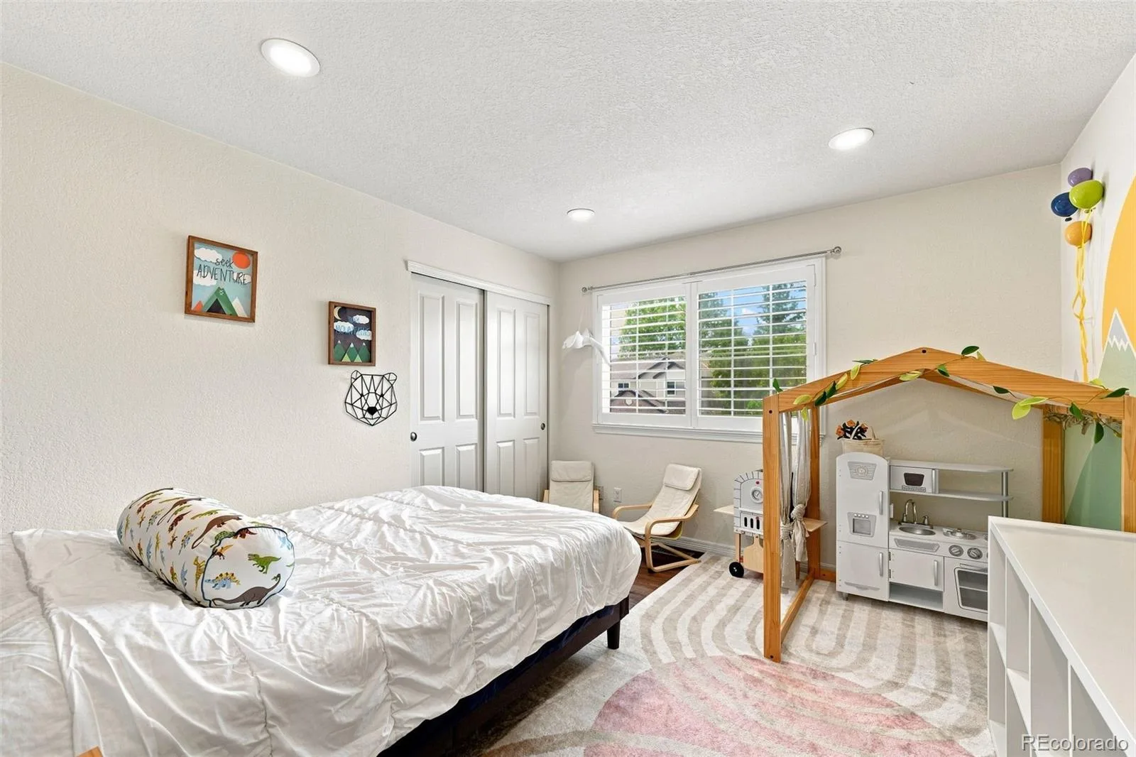 10670 Singleleaf Court Parker CO 80134 | MLS #REC7041464 08132026153702 1600 32