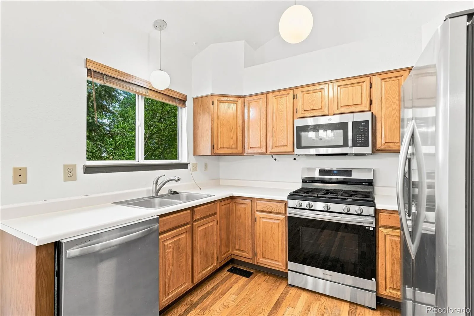 6757 W Mexico Place Lakewood CO 80232 | MLS #REC7043404 07172026221256 1600 12