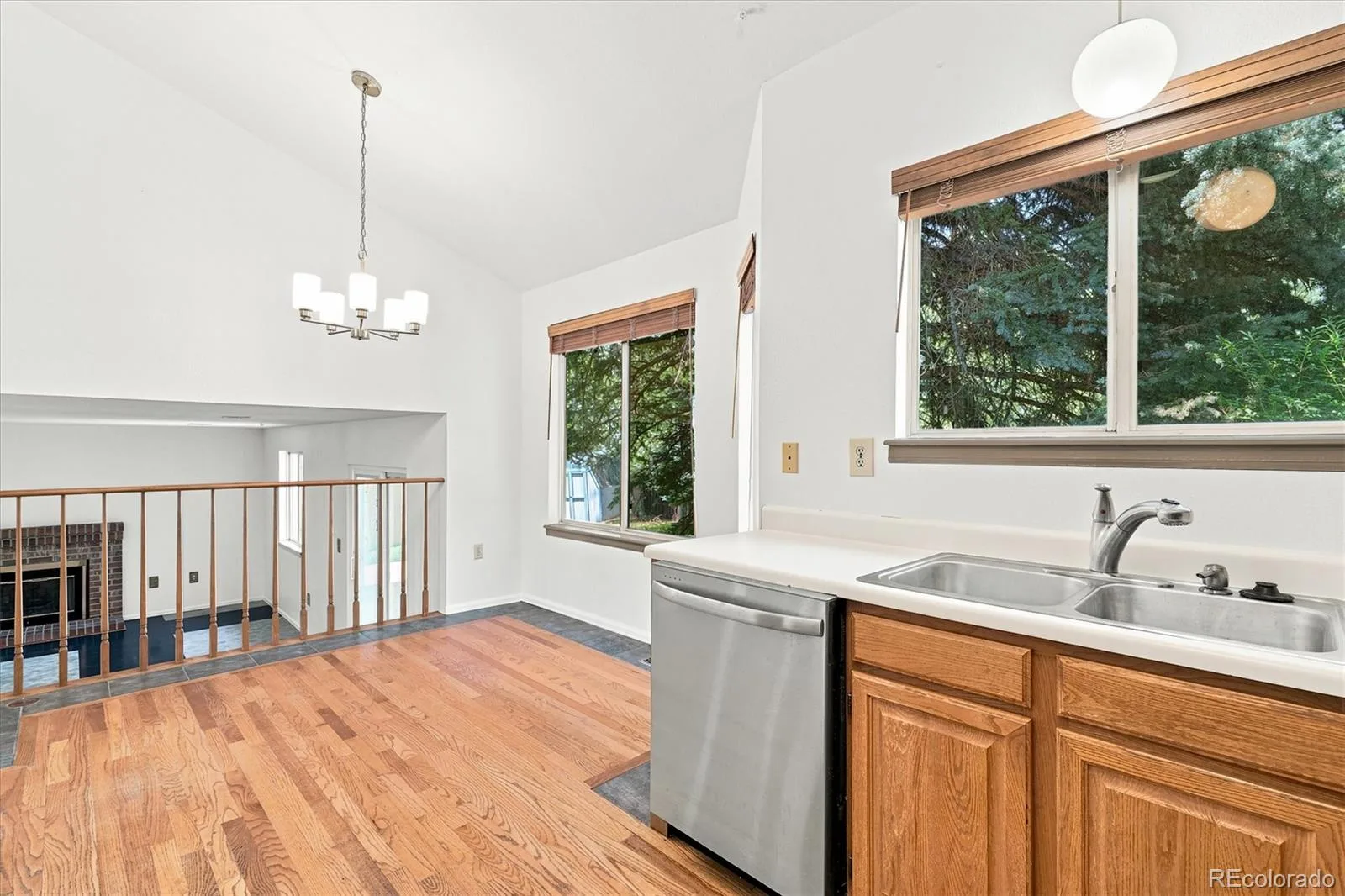 6757 W Mexico Place Lakewood CO 80232 | MLS #REC7043404 07172026221256 1600 14