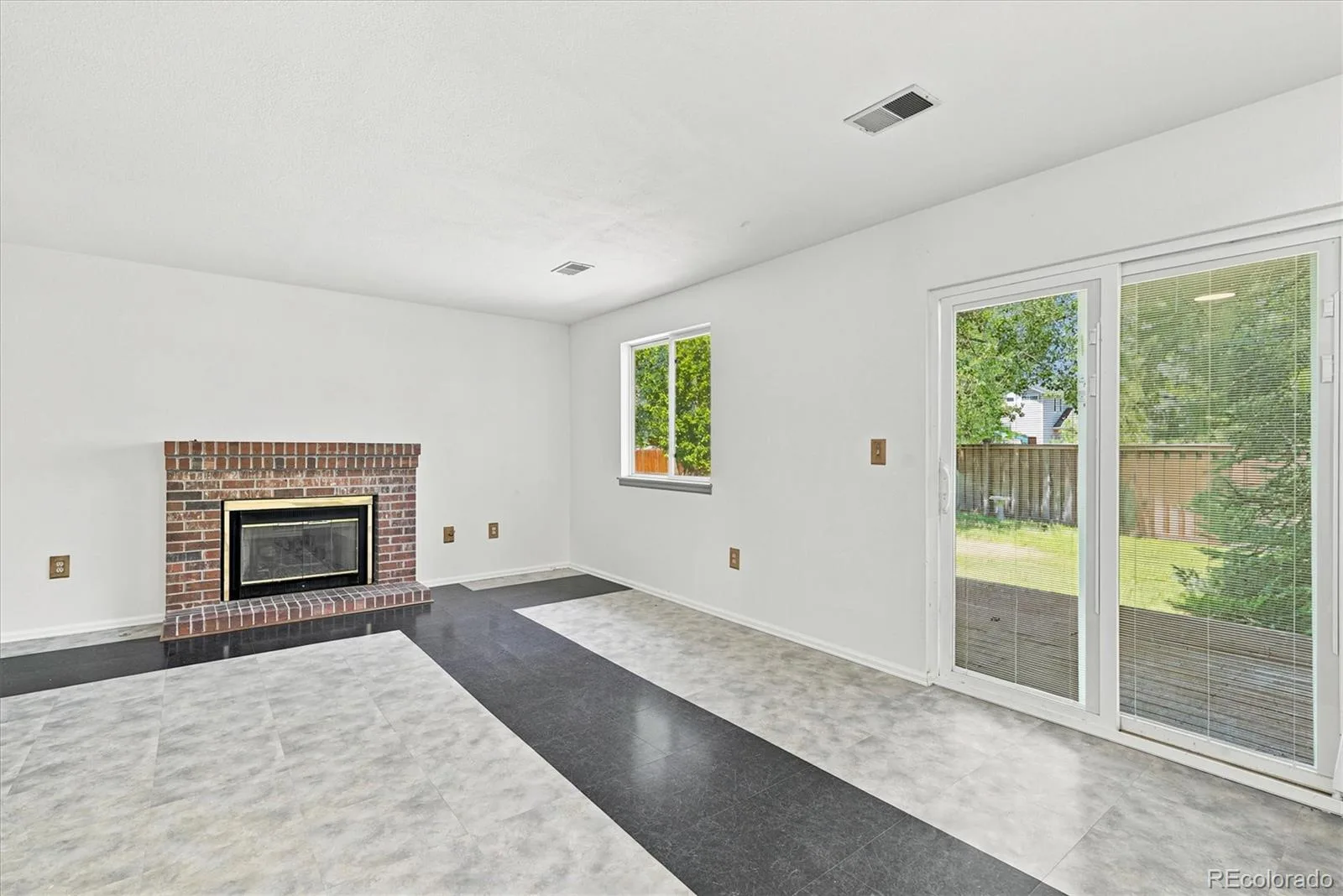 6757 W Mexico Place Lakewood CO 80232 | MLS #REC7043404 07172026221256 1600 4