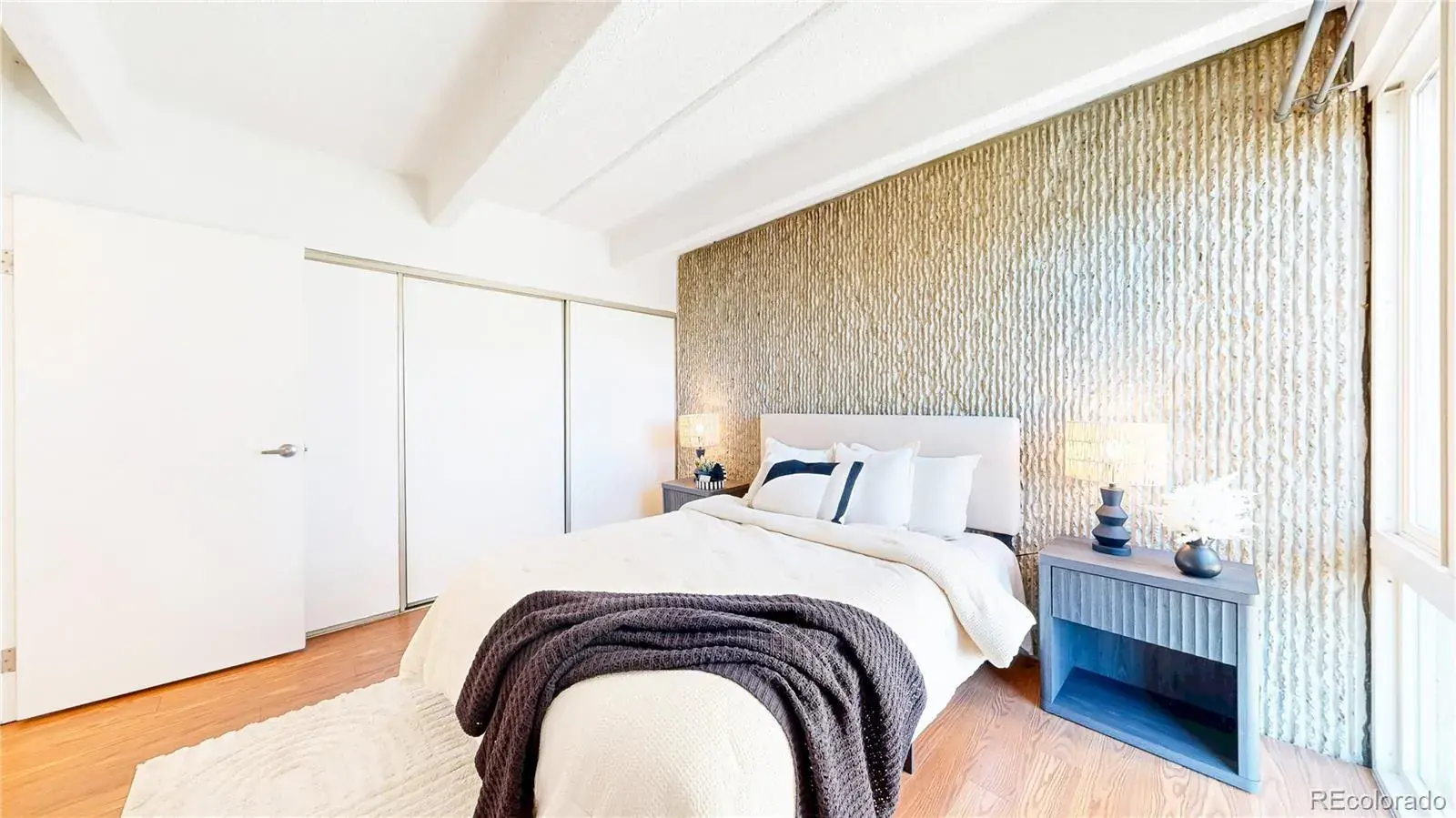 01092026005519 1600 16