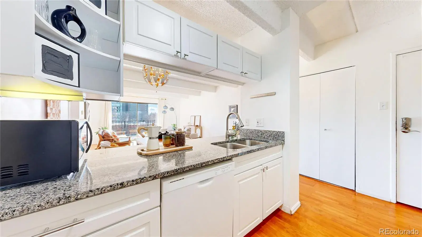 01092026005519 1600 9