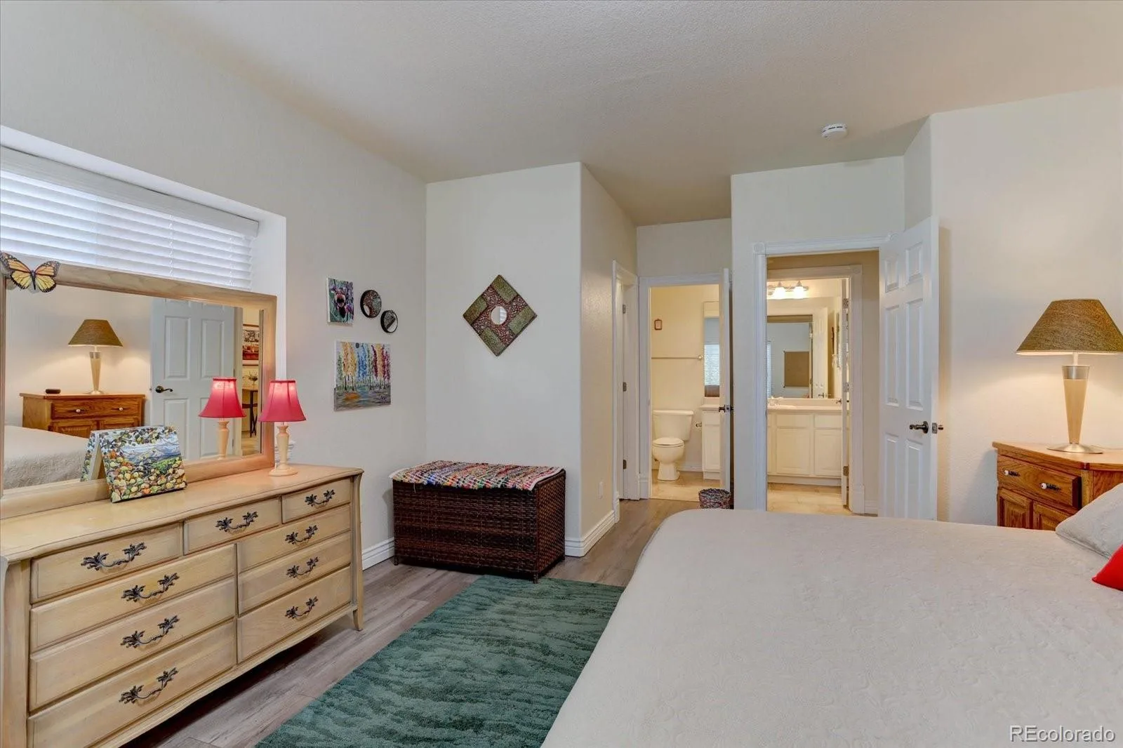 9557 W Plymouth Avenue Littleton CO 80128 | MLS #REC7044416 07042026011452 1600 32