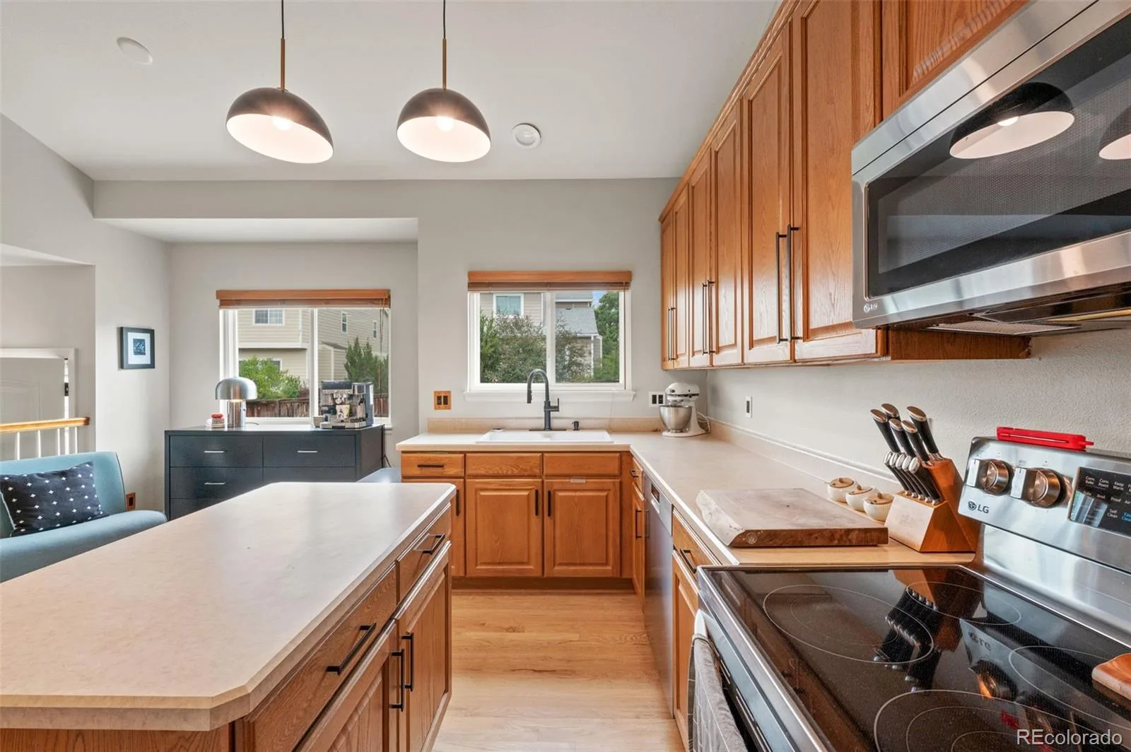 1181 Riddlewood Road Highlands Ranch CO 80129 | MLS #REC7044673 08212026200918 1600 10