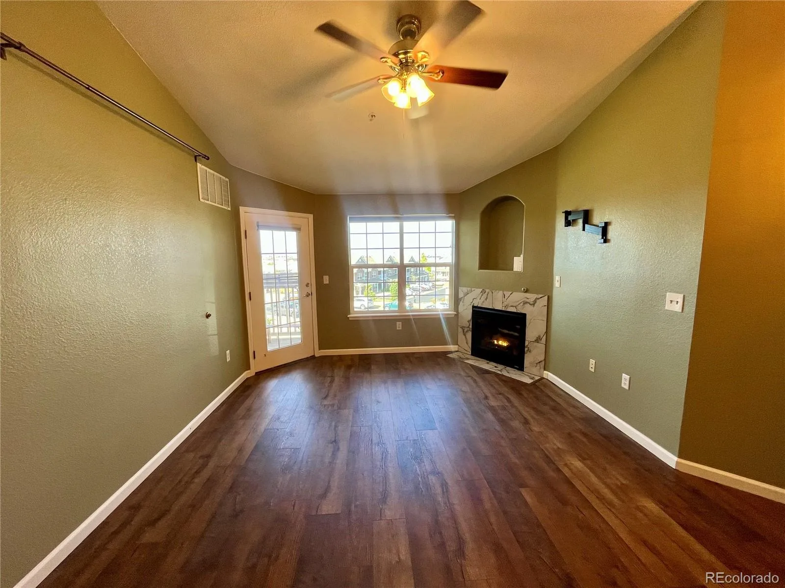 5694 N Gibralter Way #306 Aurora CO 80019 MLS #REC7044846 06012026191000 1600 13