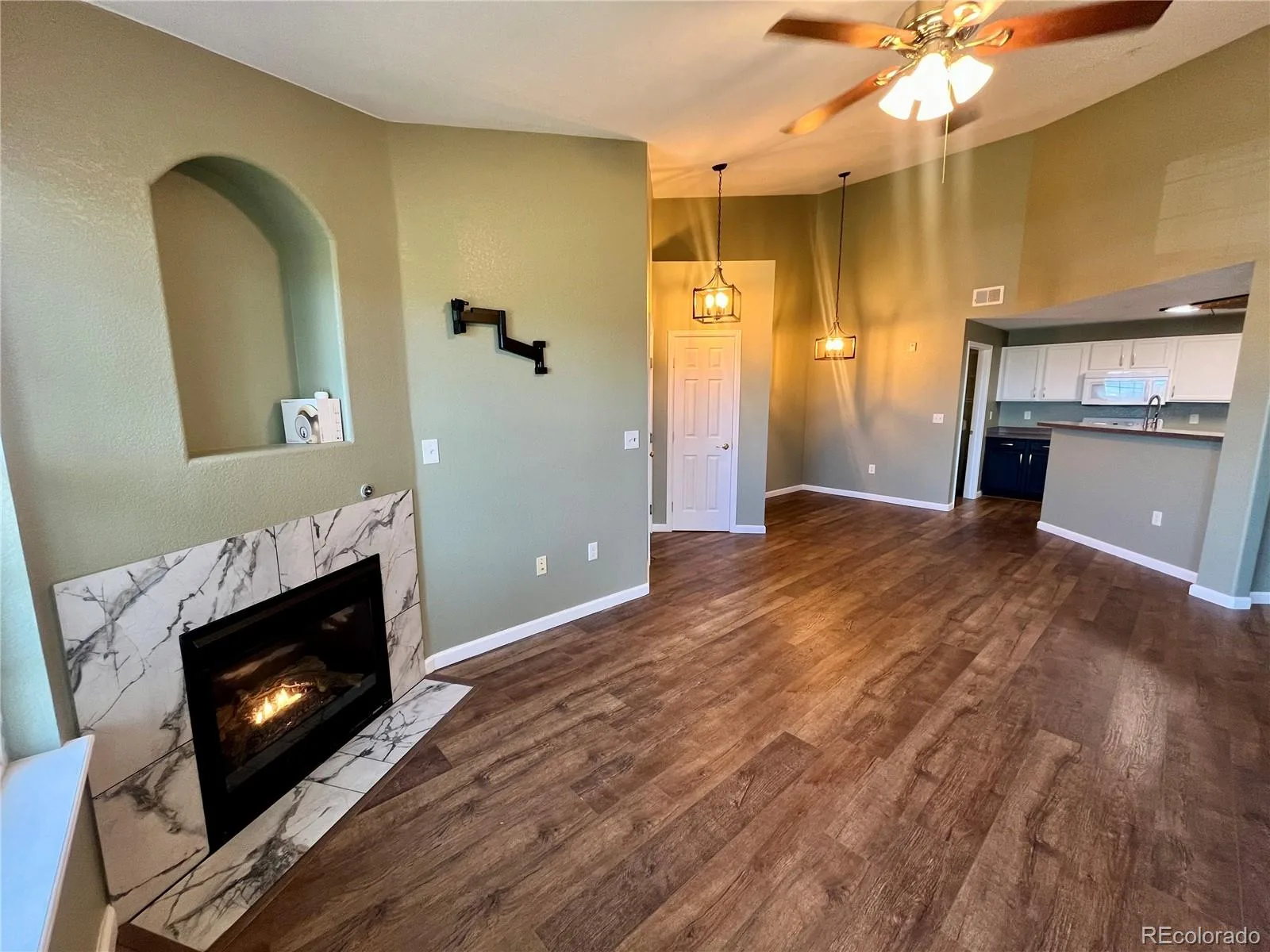 5694 N Gibralter Way #306 Aurora CO 80019 MLS #REC7044846 06012026191000 1600 14