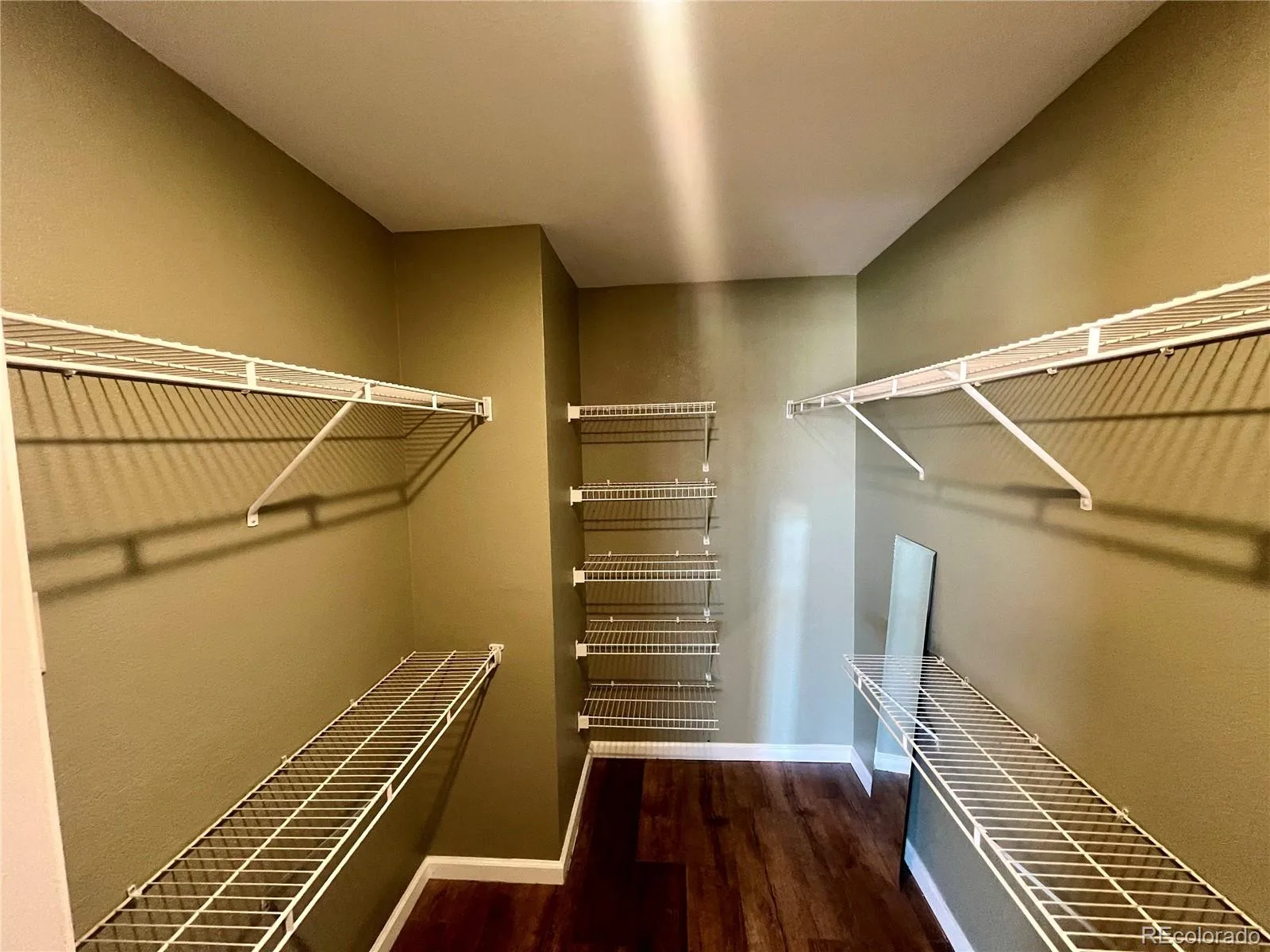 5694 N Gibralter Way #306 Aurora CO 80019 MLS #REC7044846 06012026191000 1600 8
