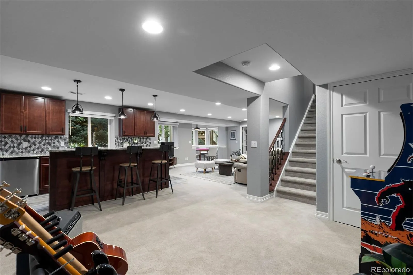 04152026193517 1600 34