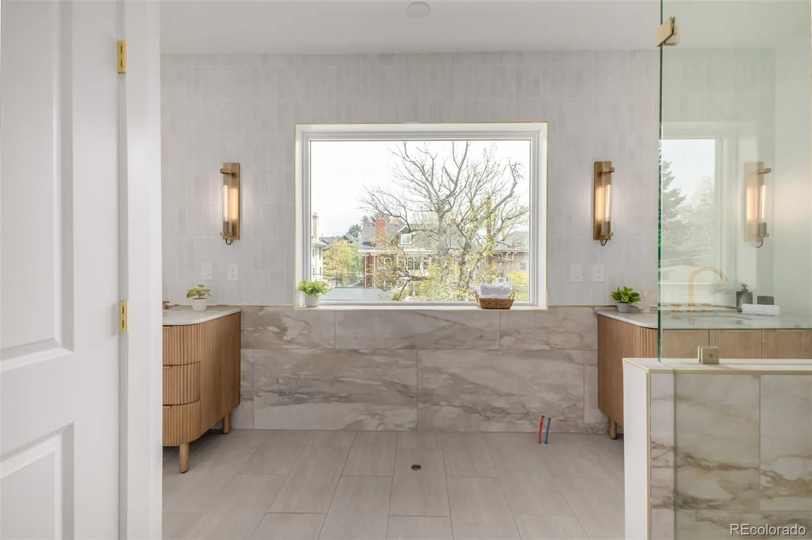 04152026224314 1600 22