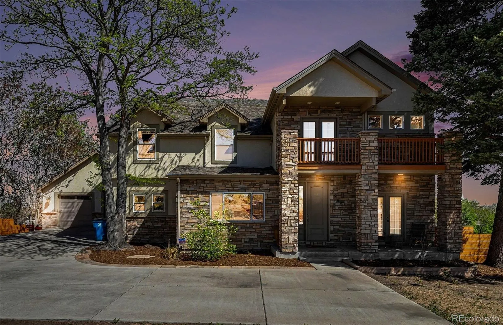 04172026230355 1600 0