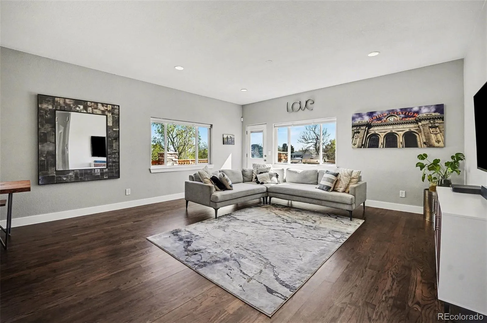 04172026230355 1600 11