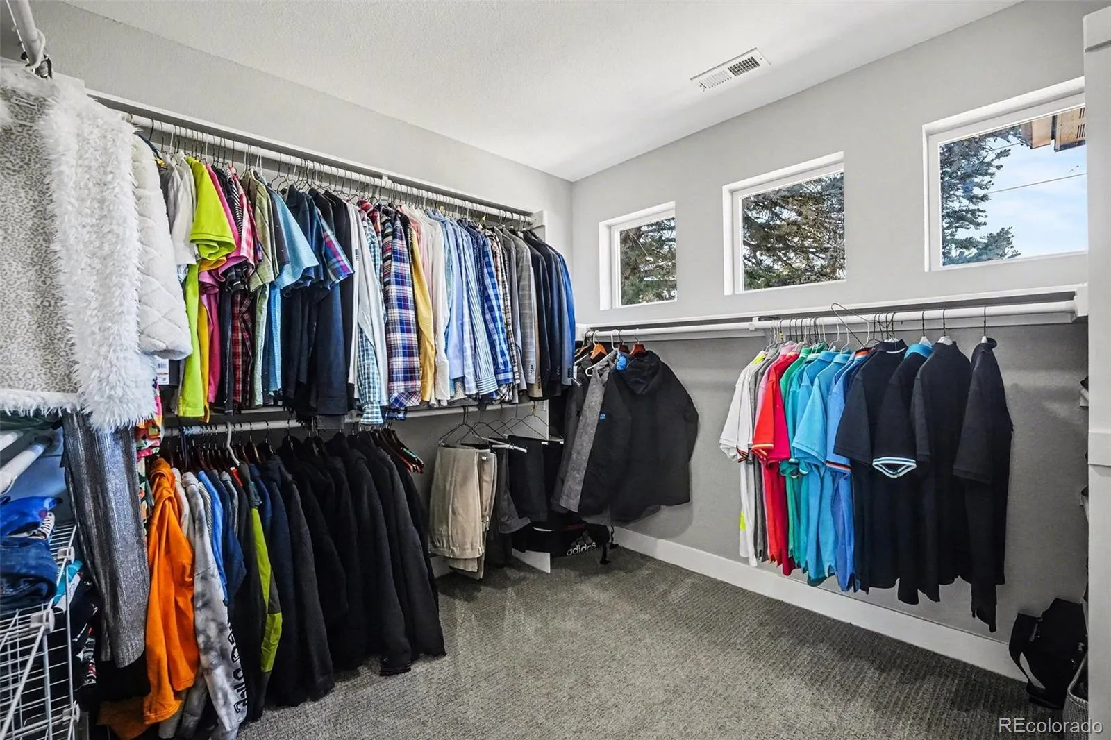 04172026230355 1600 18