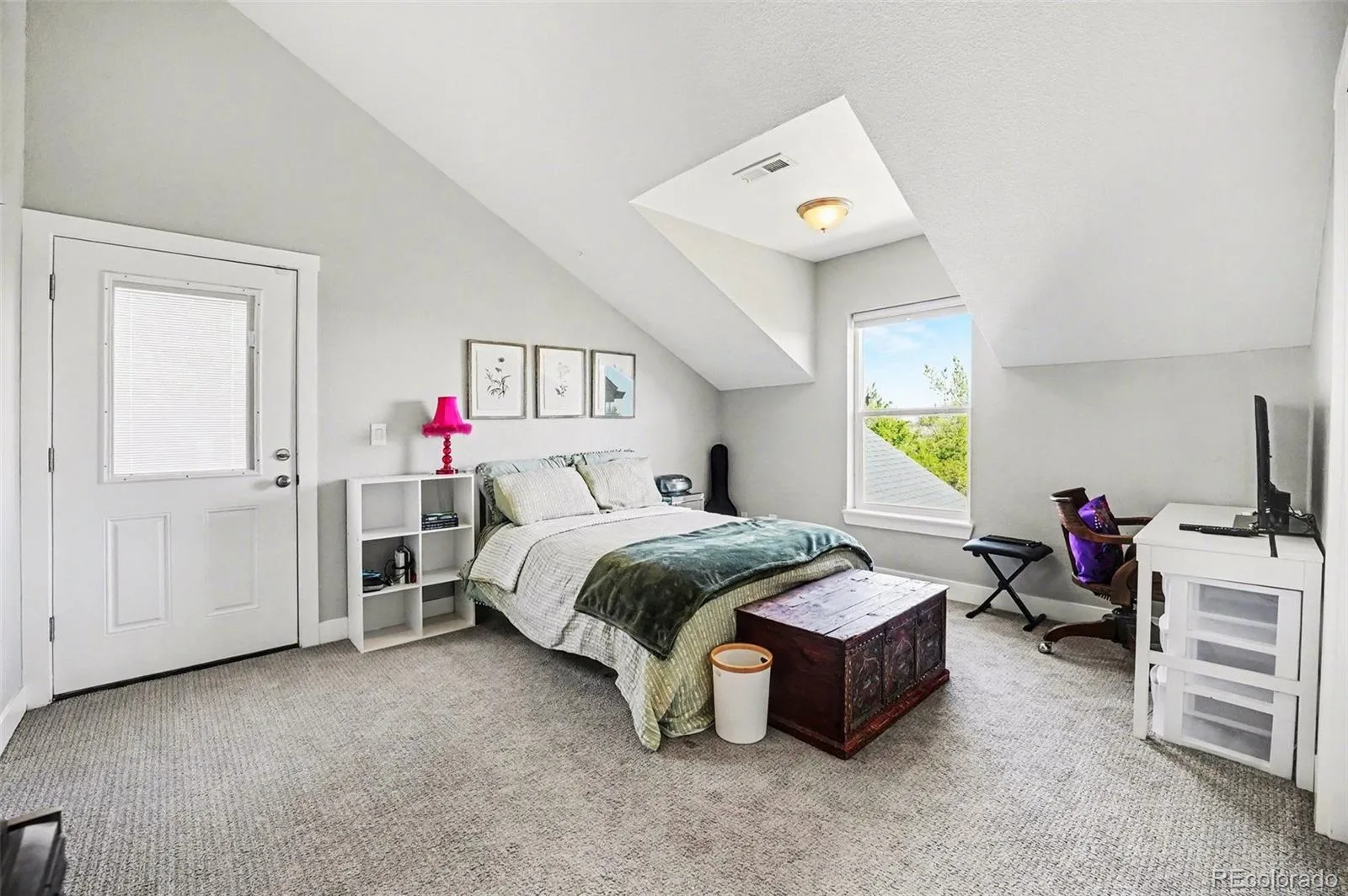 04172026230355 1600 19