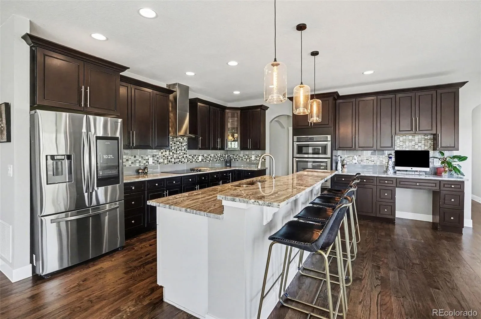 04172026230355 1600 8