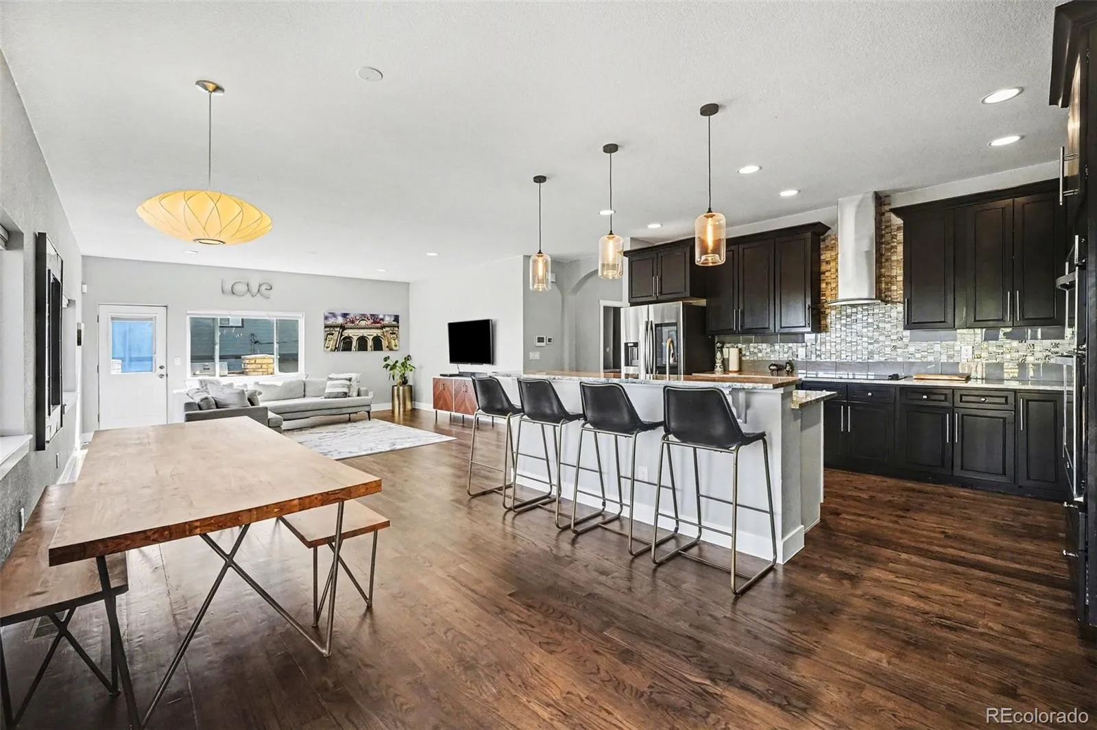 04172026230355 1600 9