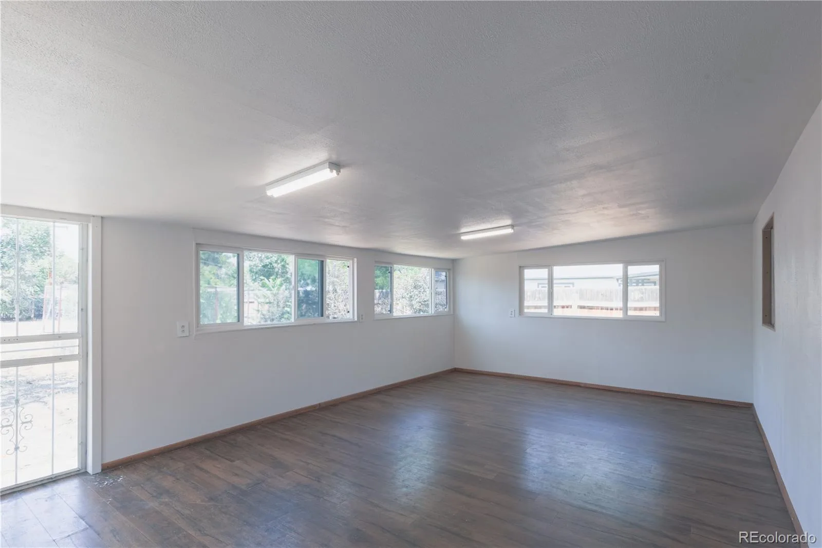 941 Zion Street Aurora CO 80011 | MLS #REC7047964 08242026230506 1600 28
