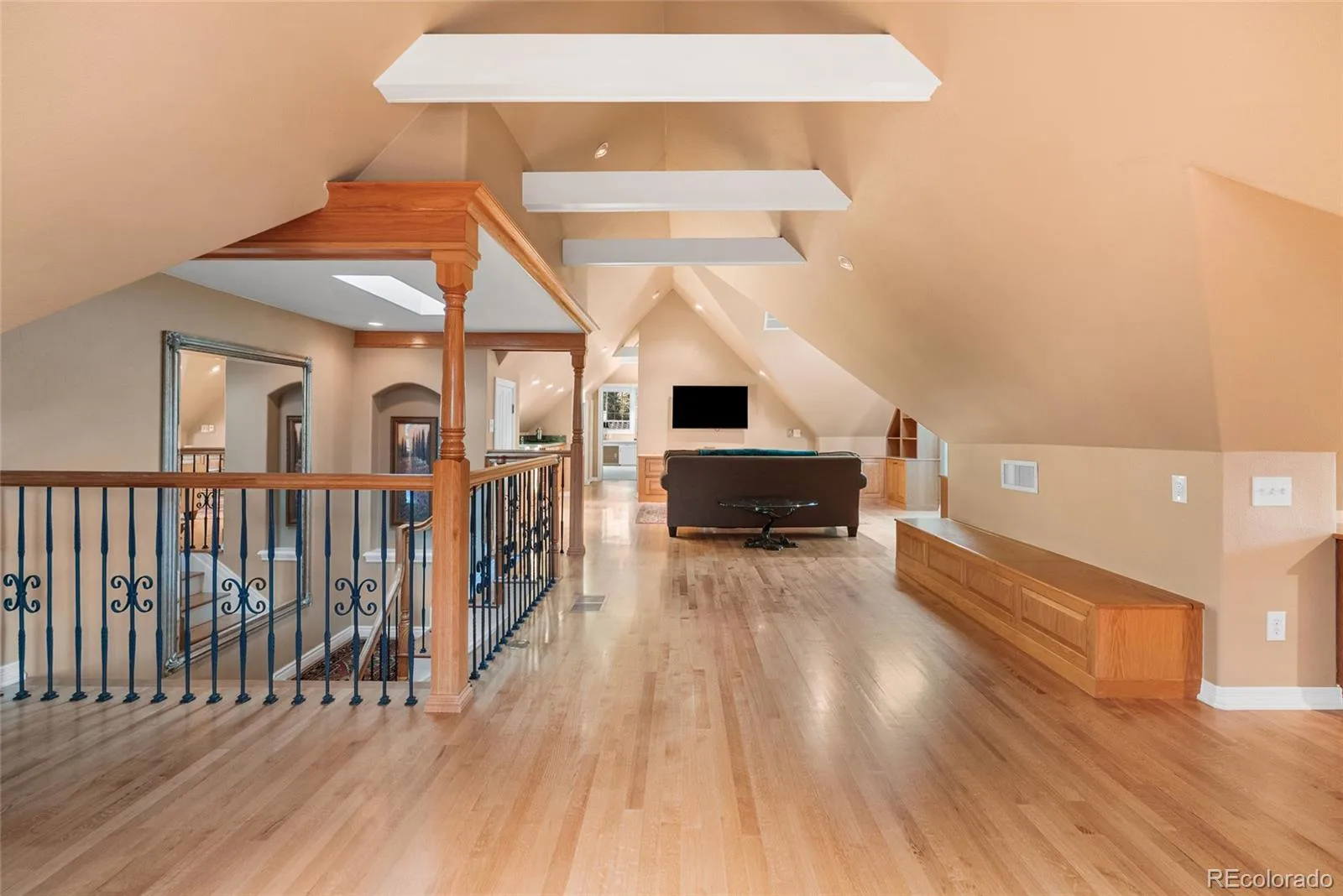 5530 E 6th Avenue Denver CO 80220 MLS #REC7049127 06102026172518 1600 27