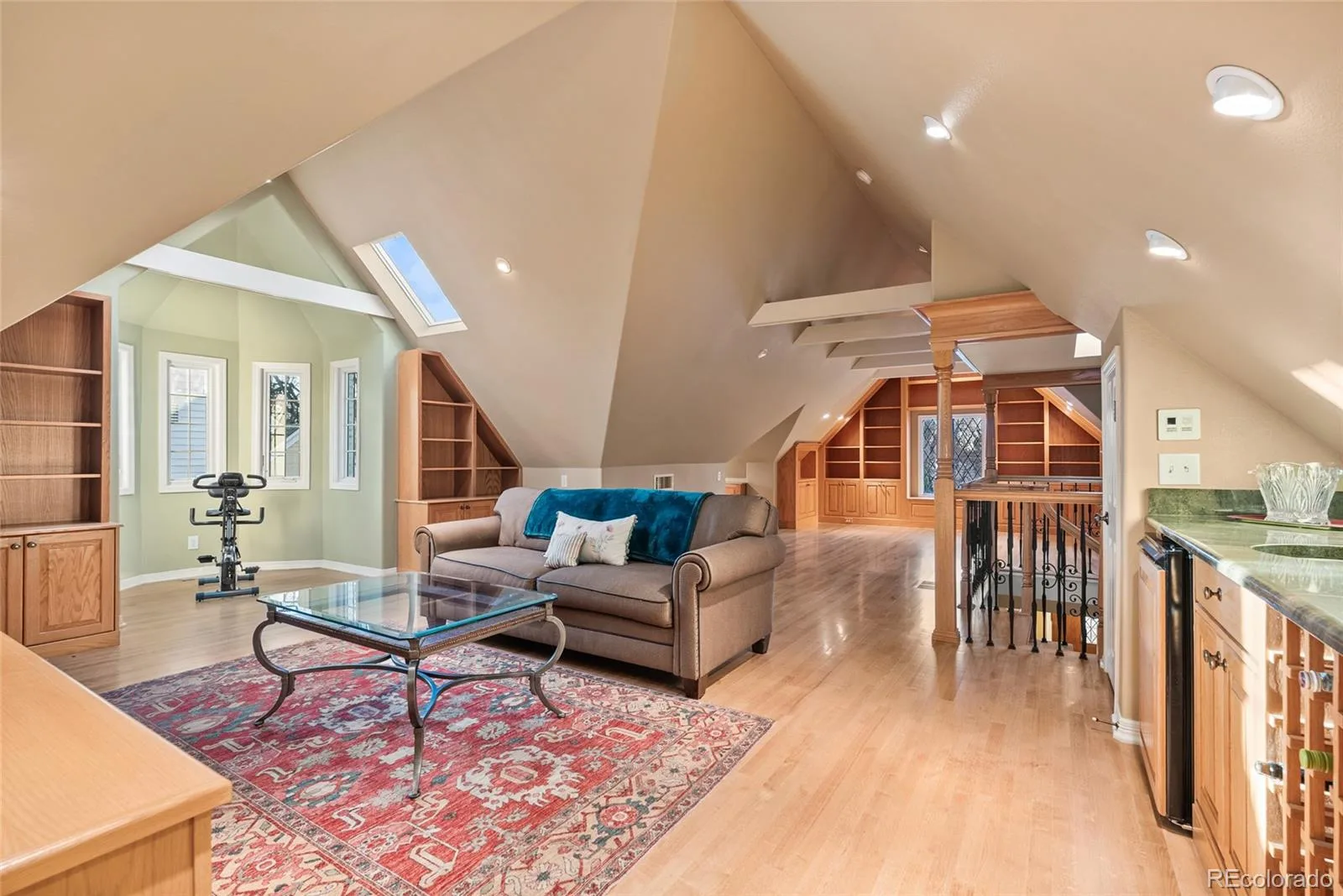 5530 E 6th Avenue Denver CO 80220 MLS #REC7049127 06102026172518 1600 30
