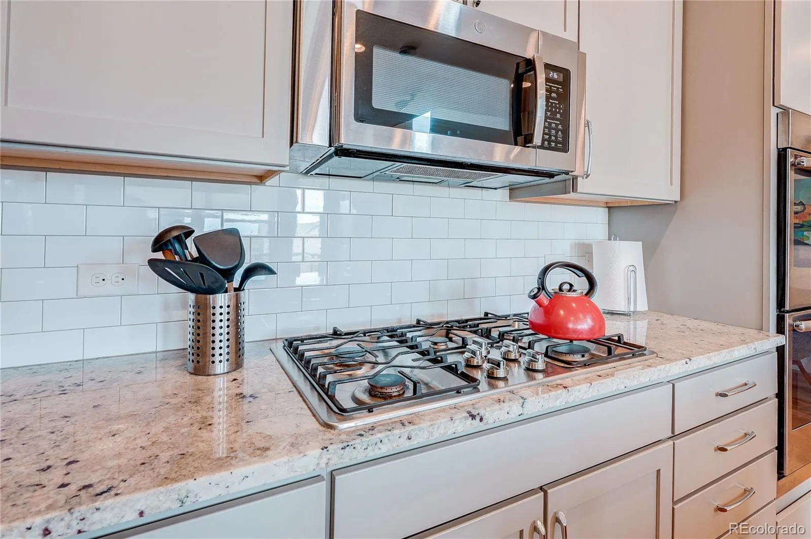 502 E Hinsdale Avenue Littleton CO 80122 MLS #REC7050313 05162026050312 1600 10