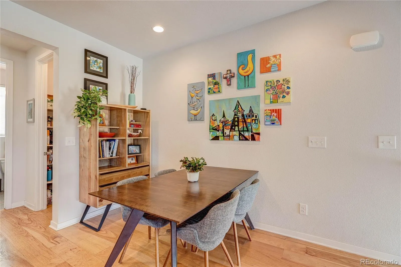 502 E Hinsdale Avenue Littleton CO 80122 MLS #REC7050313 05162026050312 1600 11