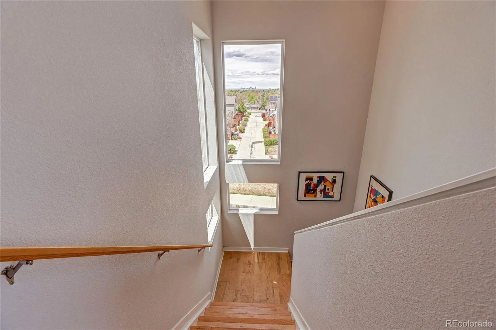 502 E Hinsdale Avenue Littleton CO 80122 MLS #REC7050313 05162026050312 1600 30