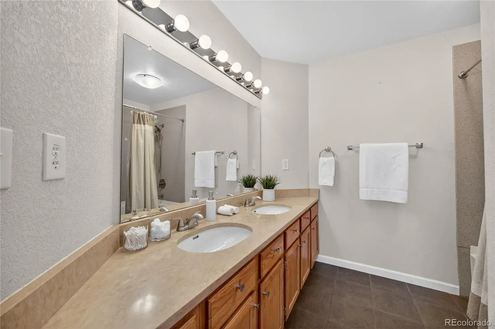 02062026193756 1600 25