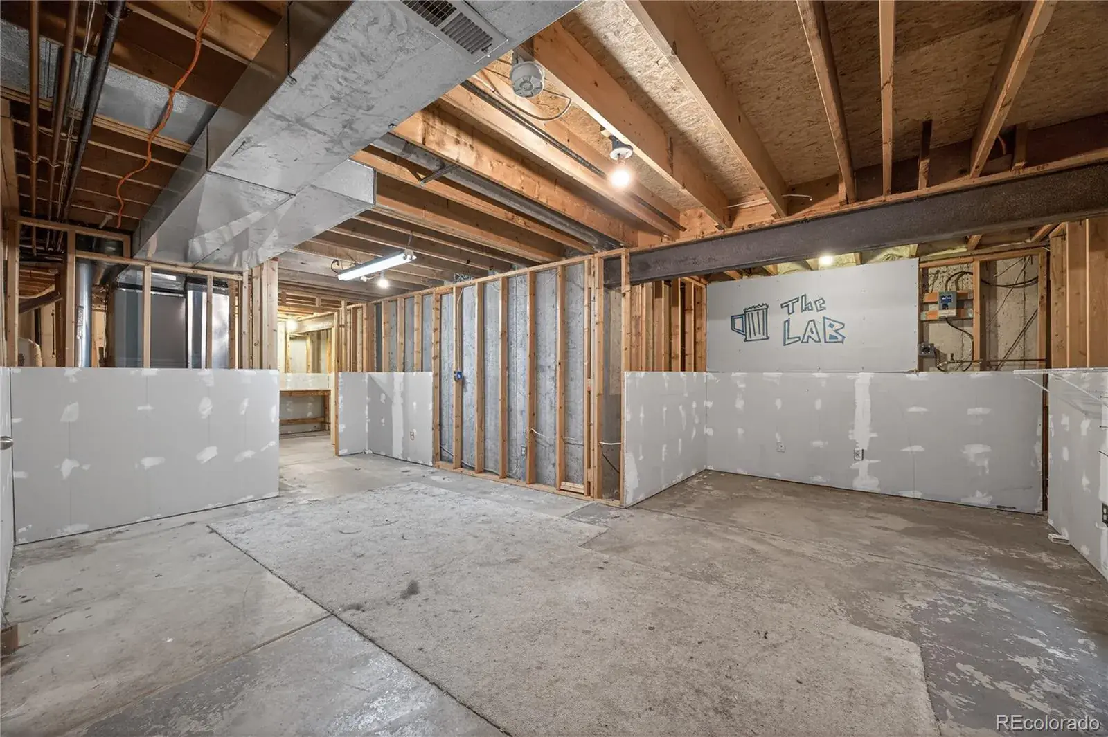 02062026193756 1600 34