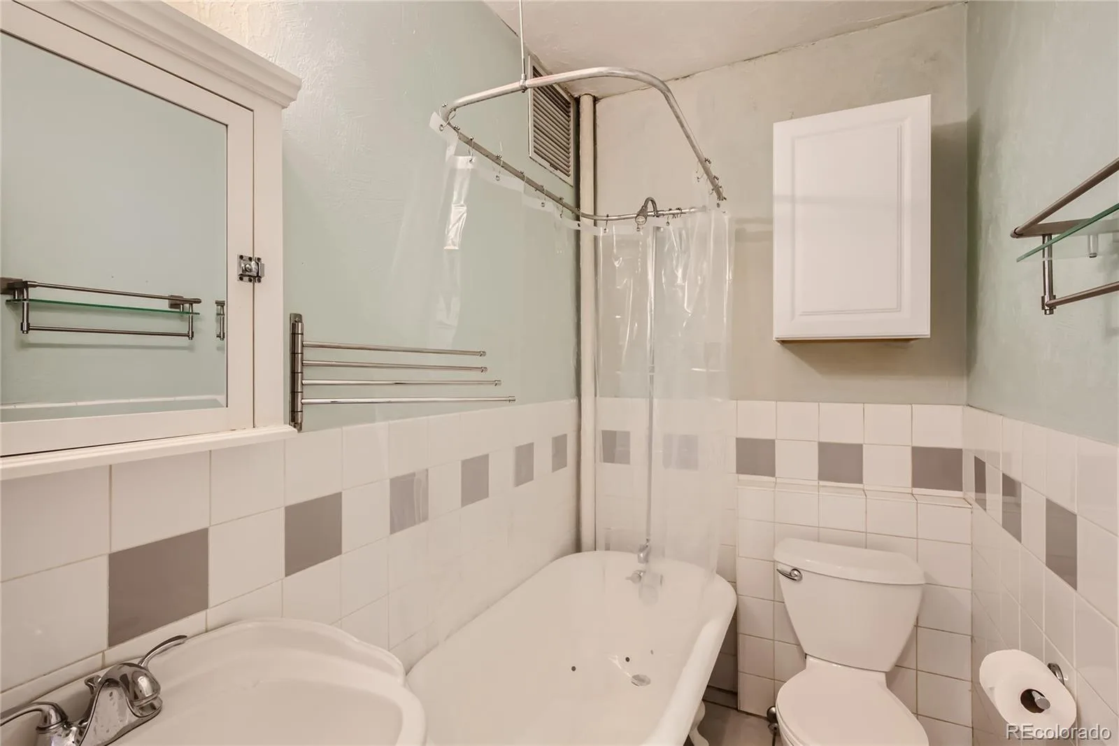 1376 N Pearl Street #212 Denver CO 80203 | MLS #REC7051024 07192026205459 1600 14