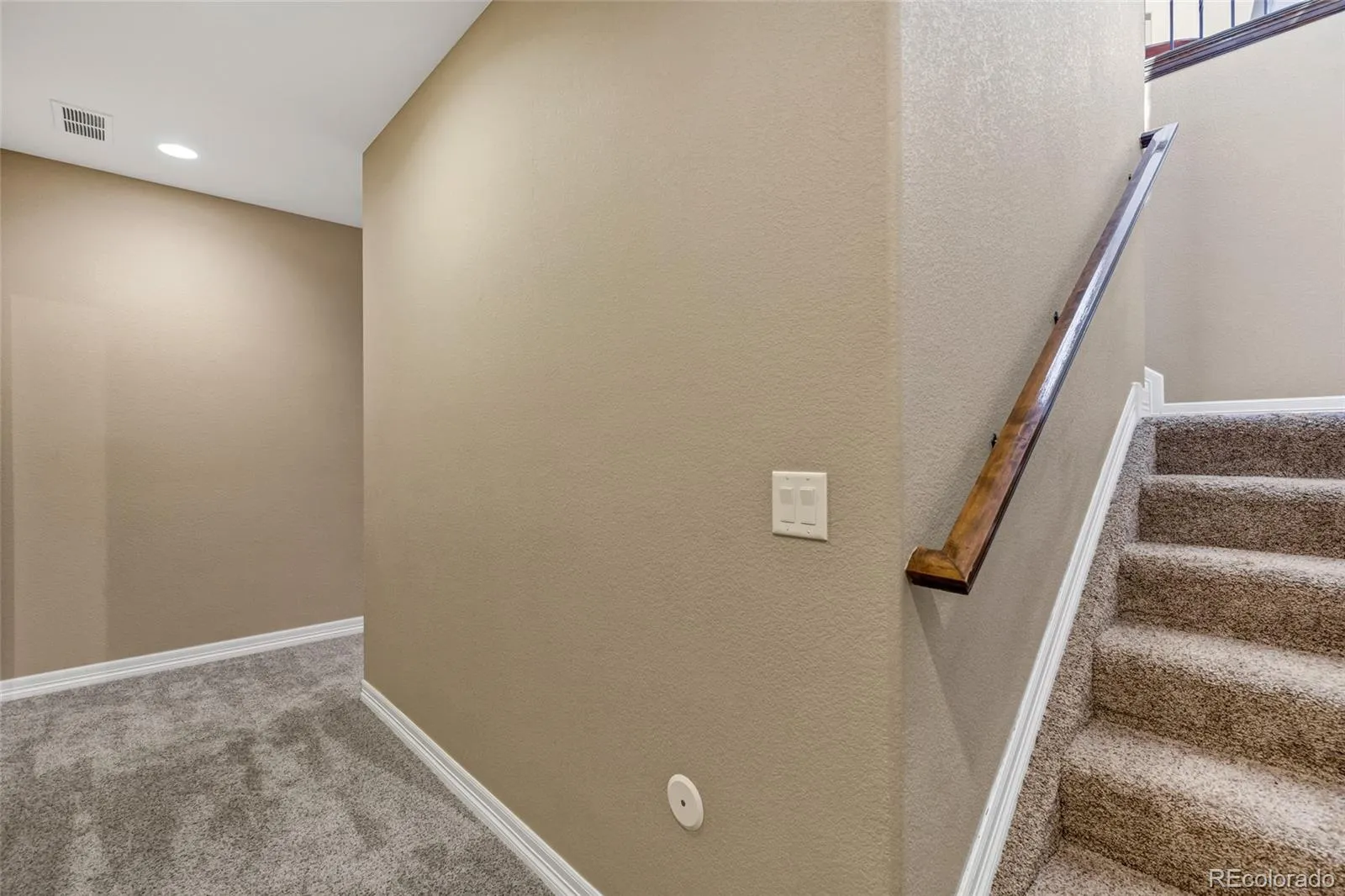 5220 Rialto Drive Parker CO 80134 MLS #REC7051547 04012026150634 1600 25