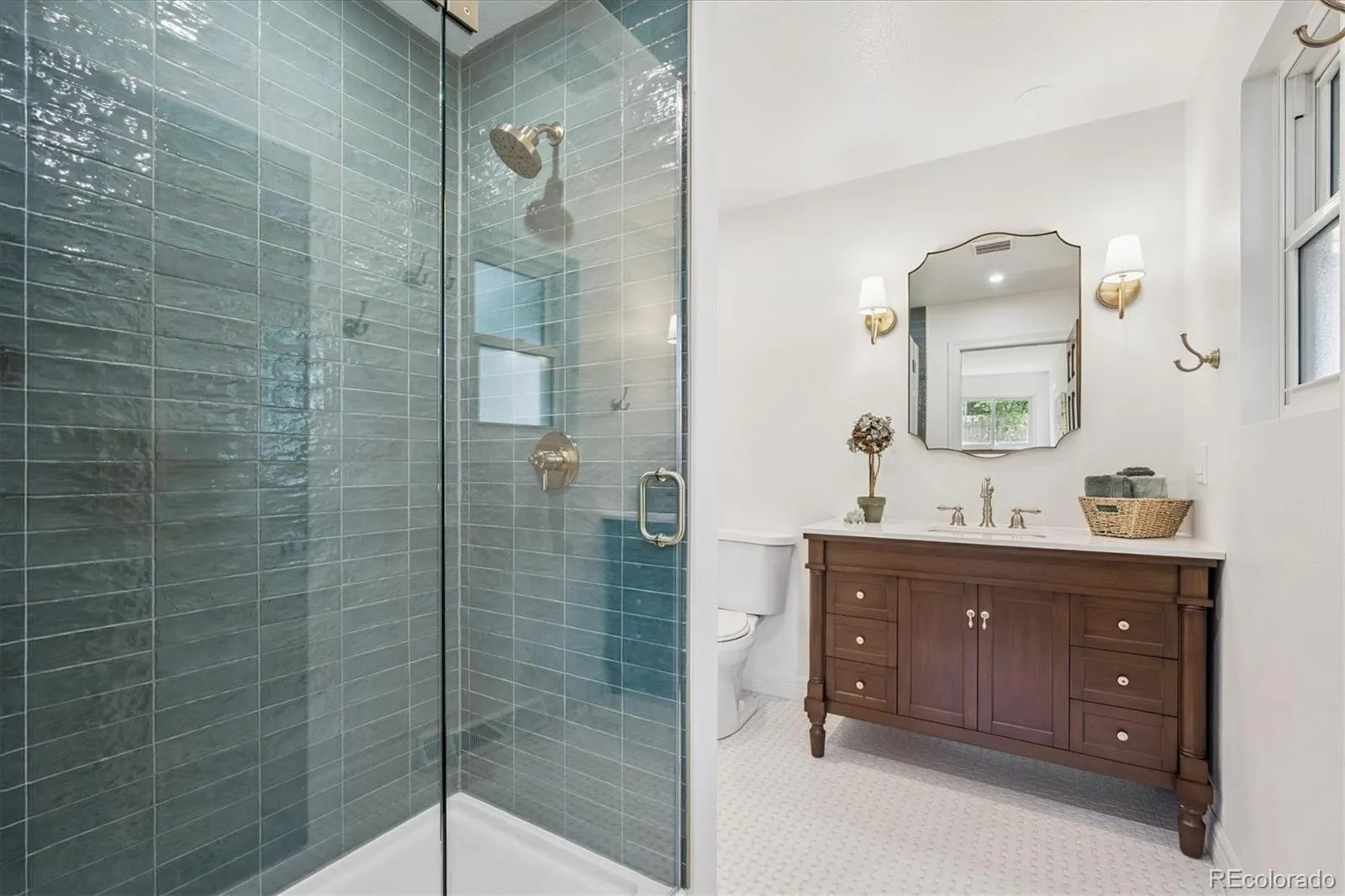 04152026210637 1600 19