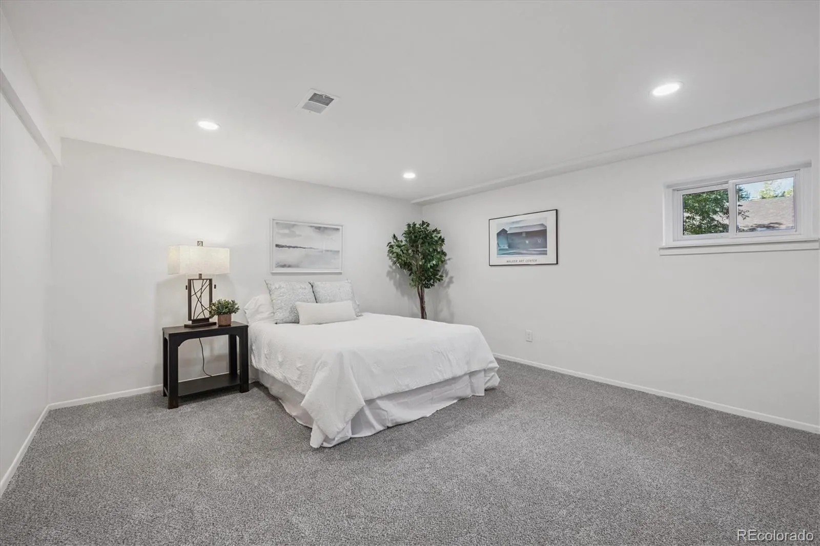 04152026210637 1600 37