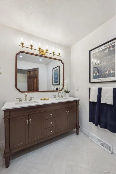 04152026210637 800 27