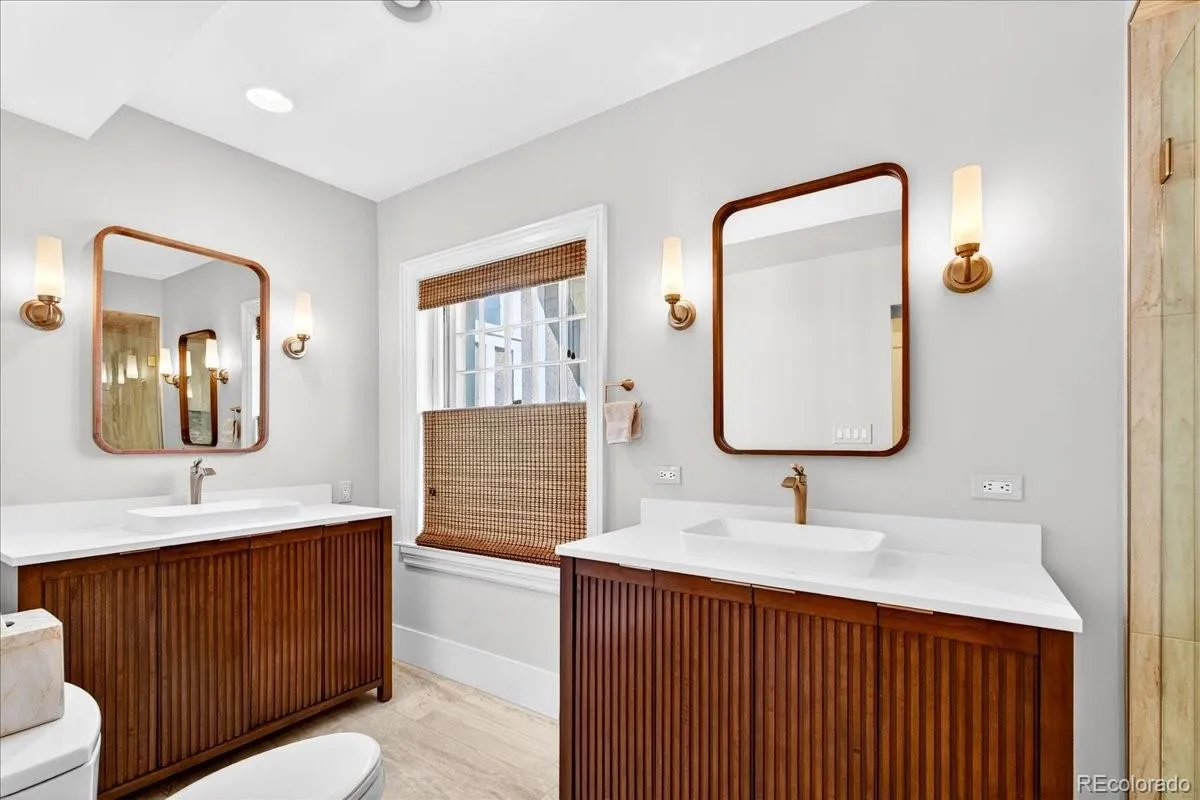 915 E 7th Avenue Denver CO 80218 MLS #REC7054393 05102026231943 1200 19