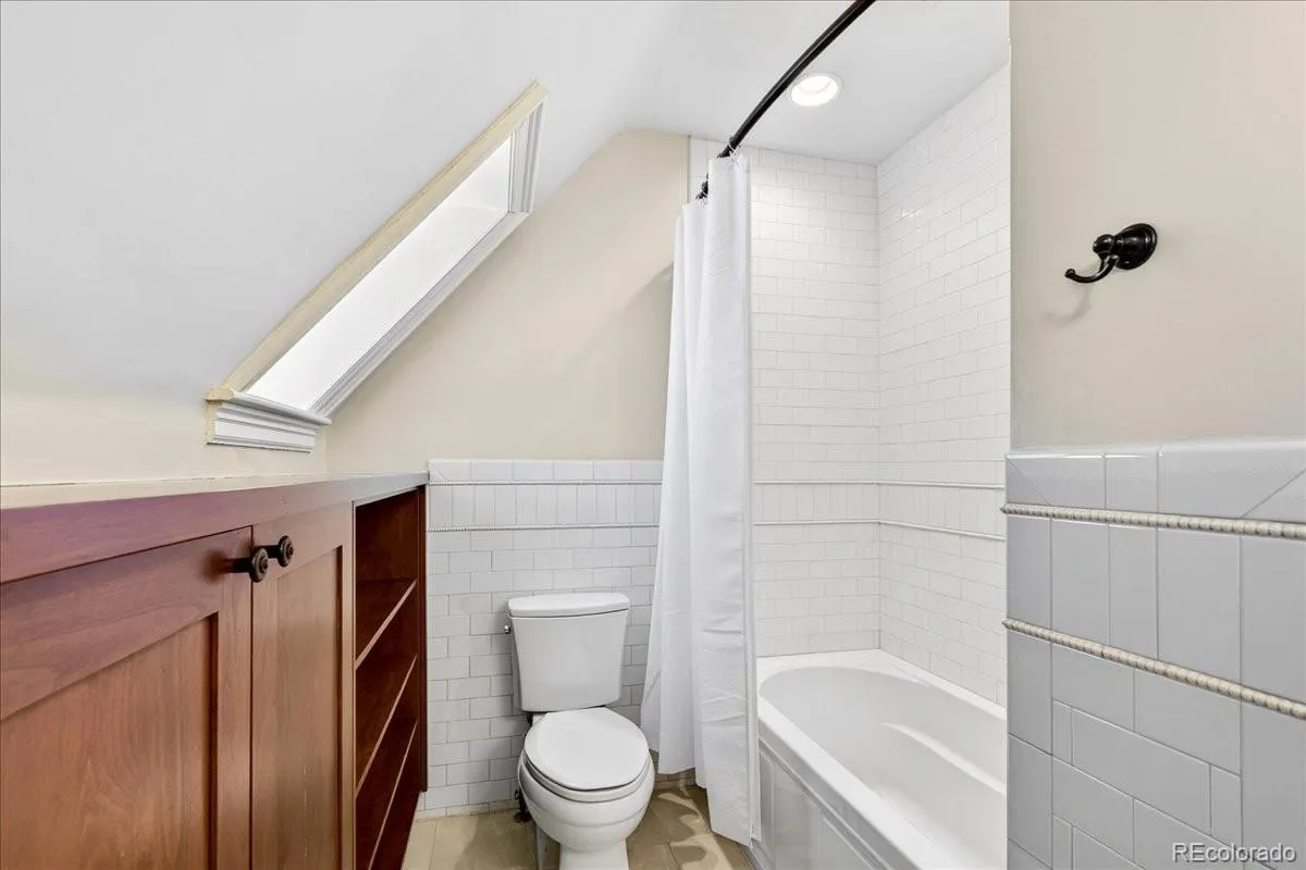 915 E 7th Avenue Denver CO 80218 MLS #REC7054393 05102026231943 1200 24