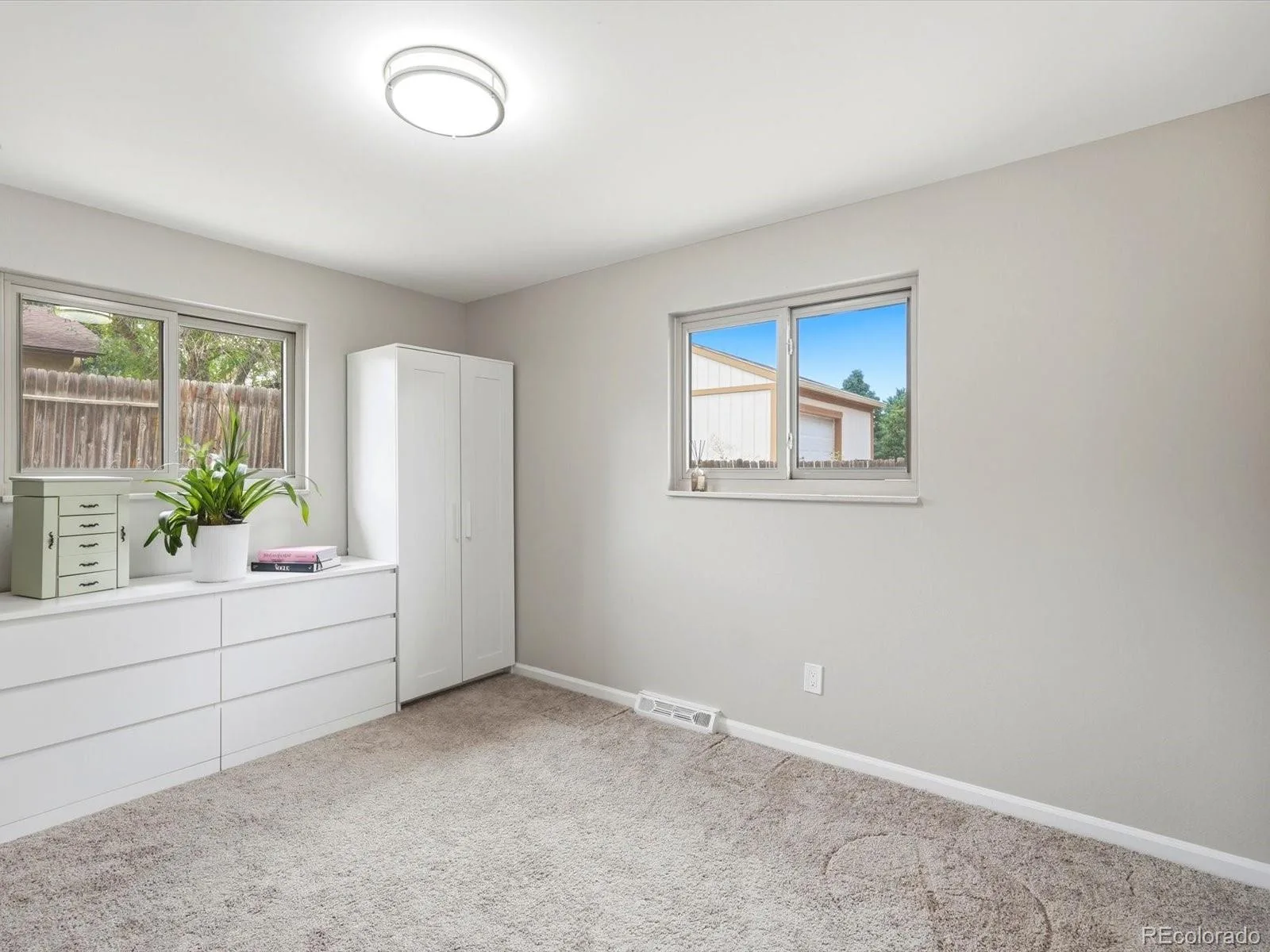 13782 Omega Circle Lone Tree CO 80124 | MLS #REC7055501 08132026204103 1600 22